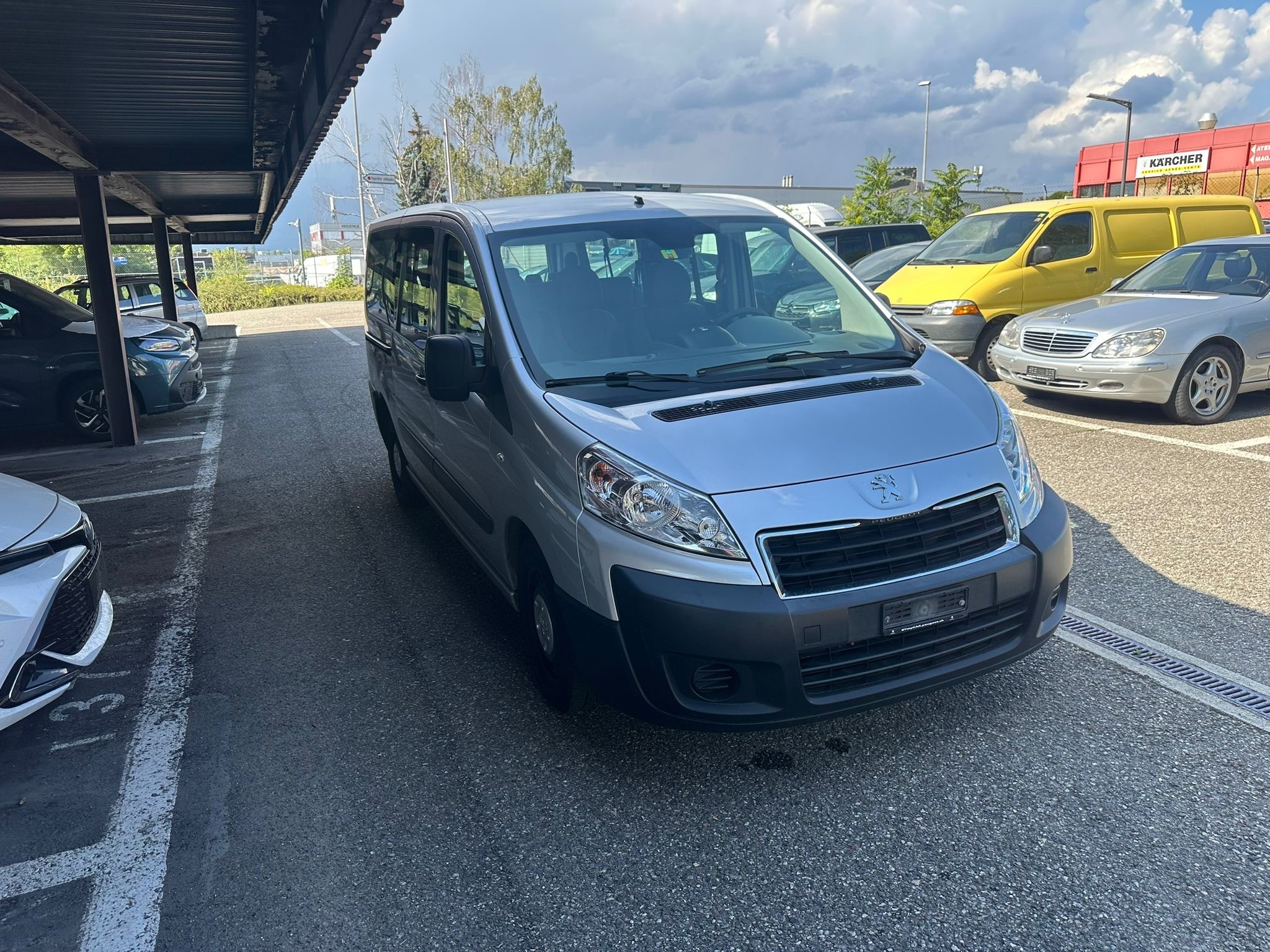 PEUGEOT Expert Tepee 2.0 HDi Shuttle L2