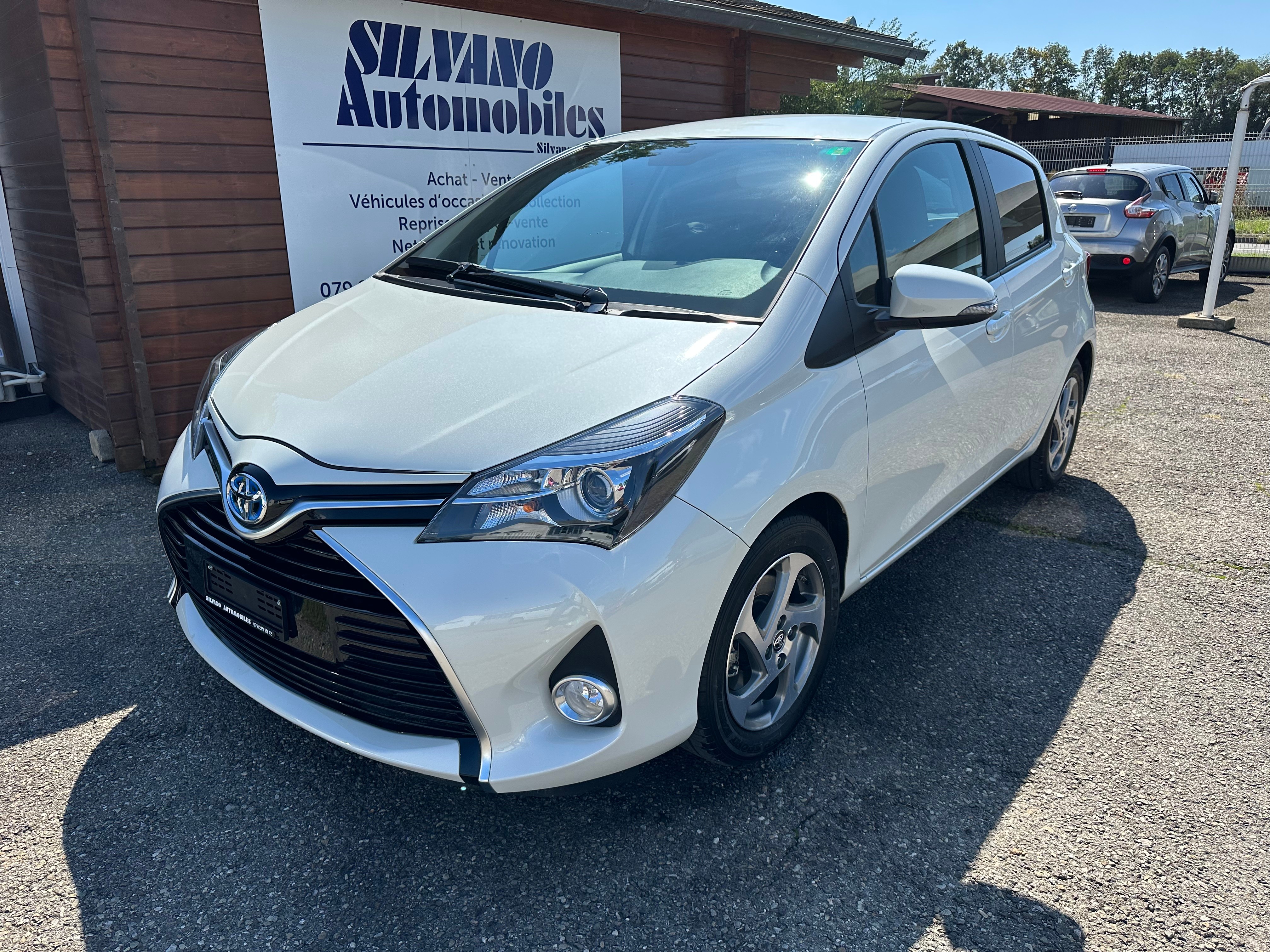 TOYOTA Yaris 1.5 VVT-i Hybrid Swiss Trend e-CVT