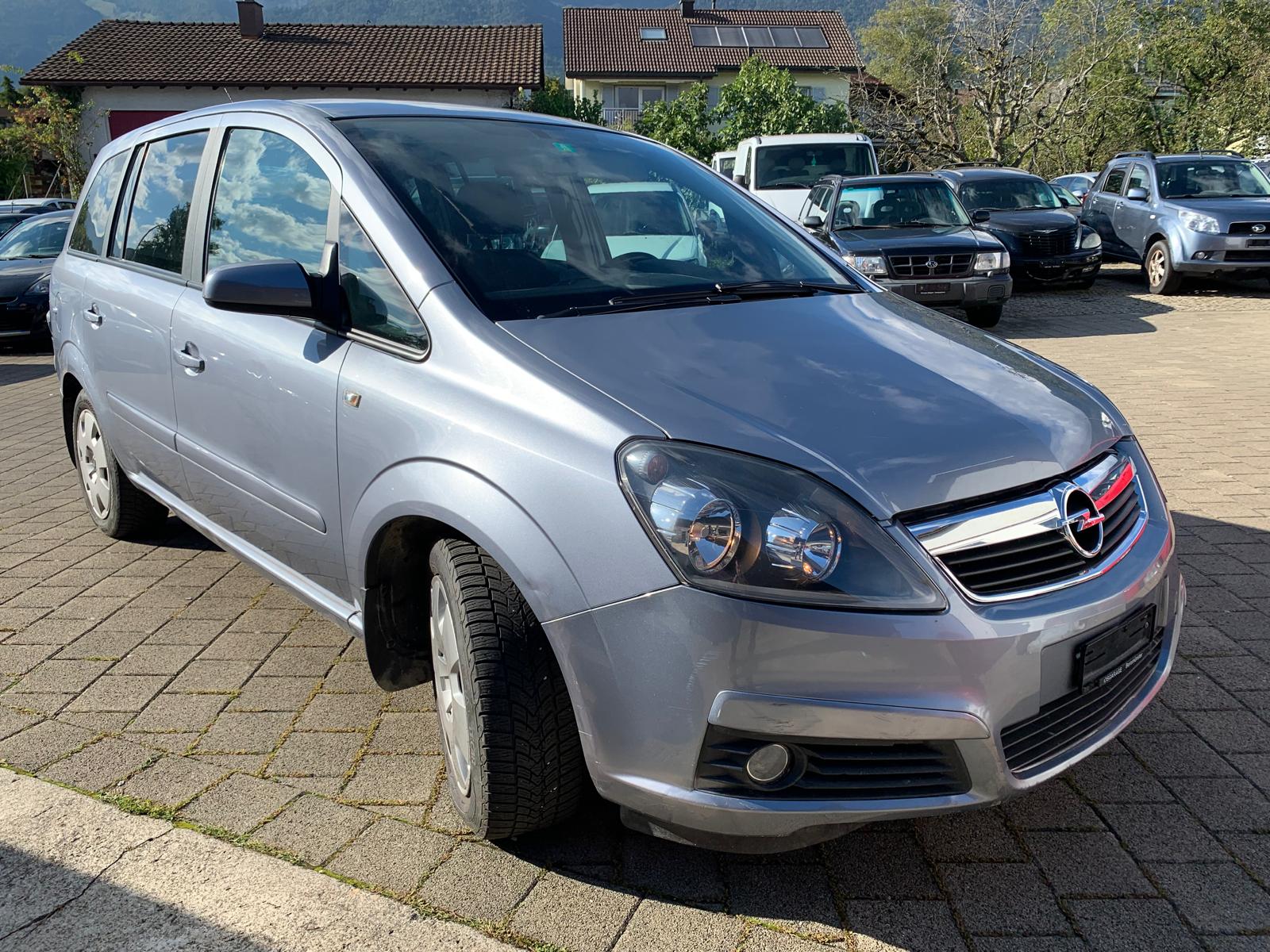 OPEL Zafira 1.9 CDTI (Essentia) Automatic