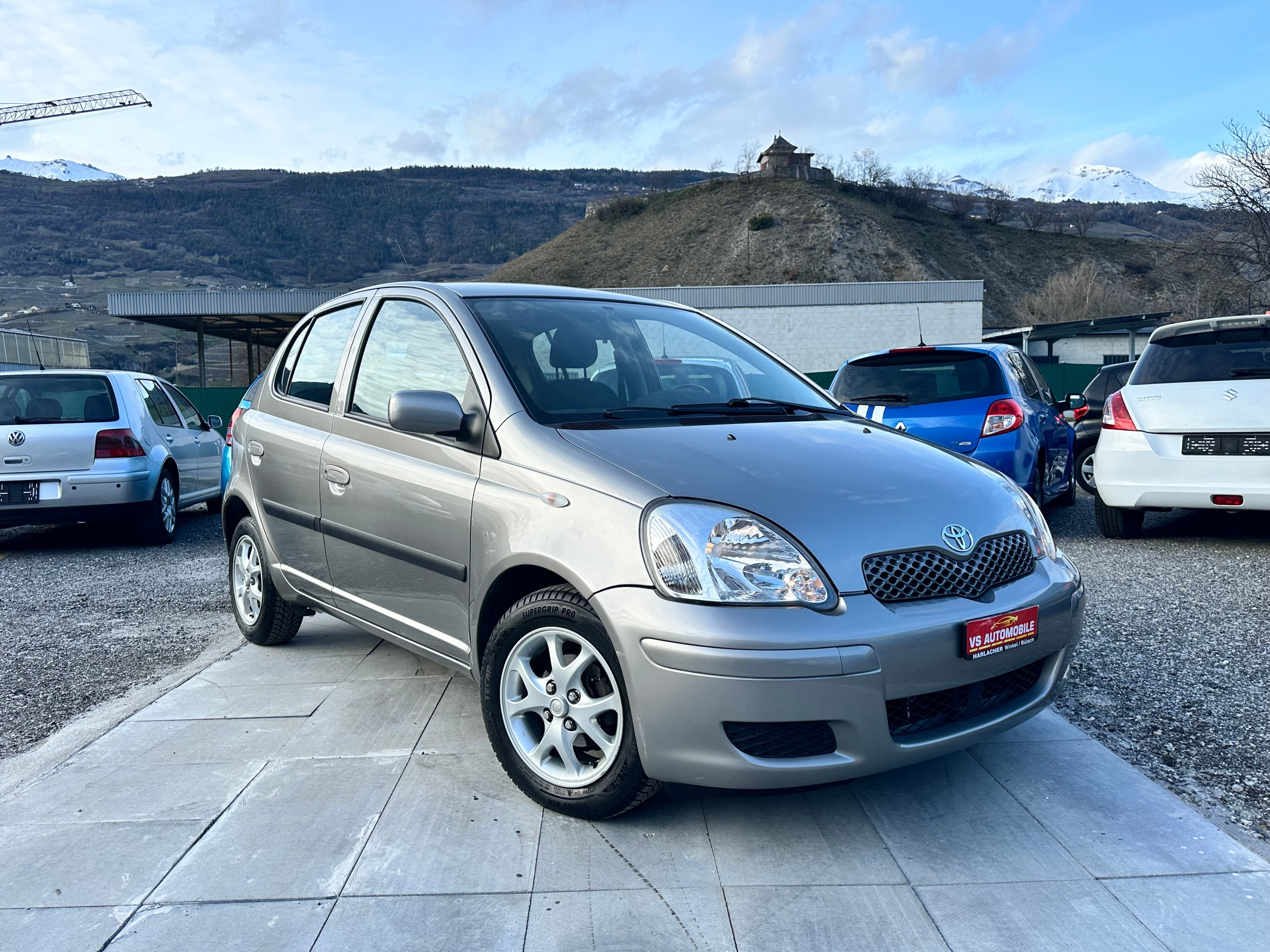 TOYOTA Yaris 1.3 Linea Sol