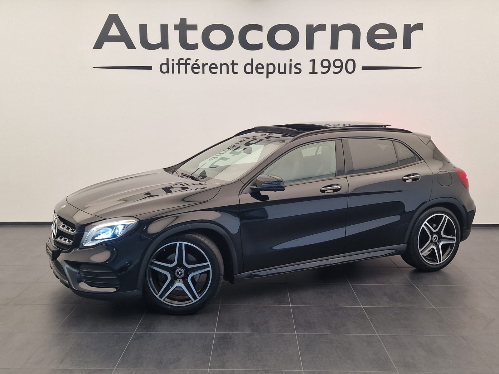 MERCEDES-BENZ GLA 220 AMG Line 4Matic 7G-DCT