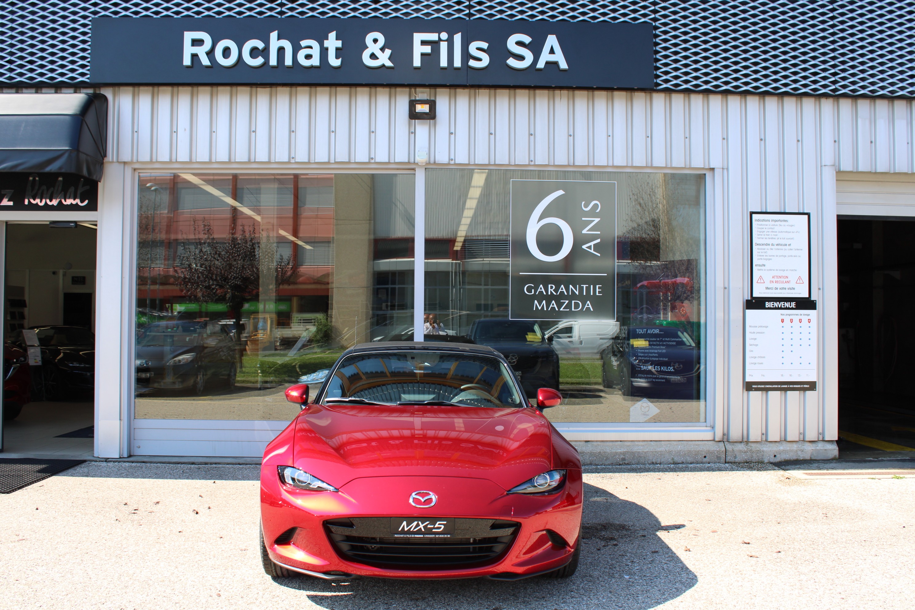 MAZDA MX-5 Skyactiv-G 184 Exclusive-line