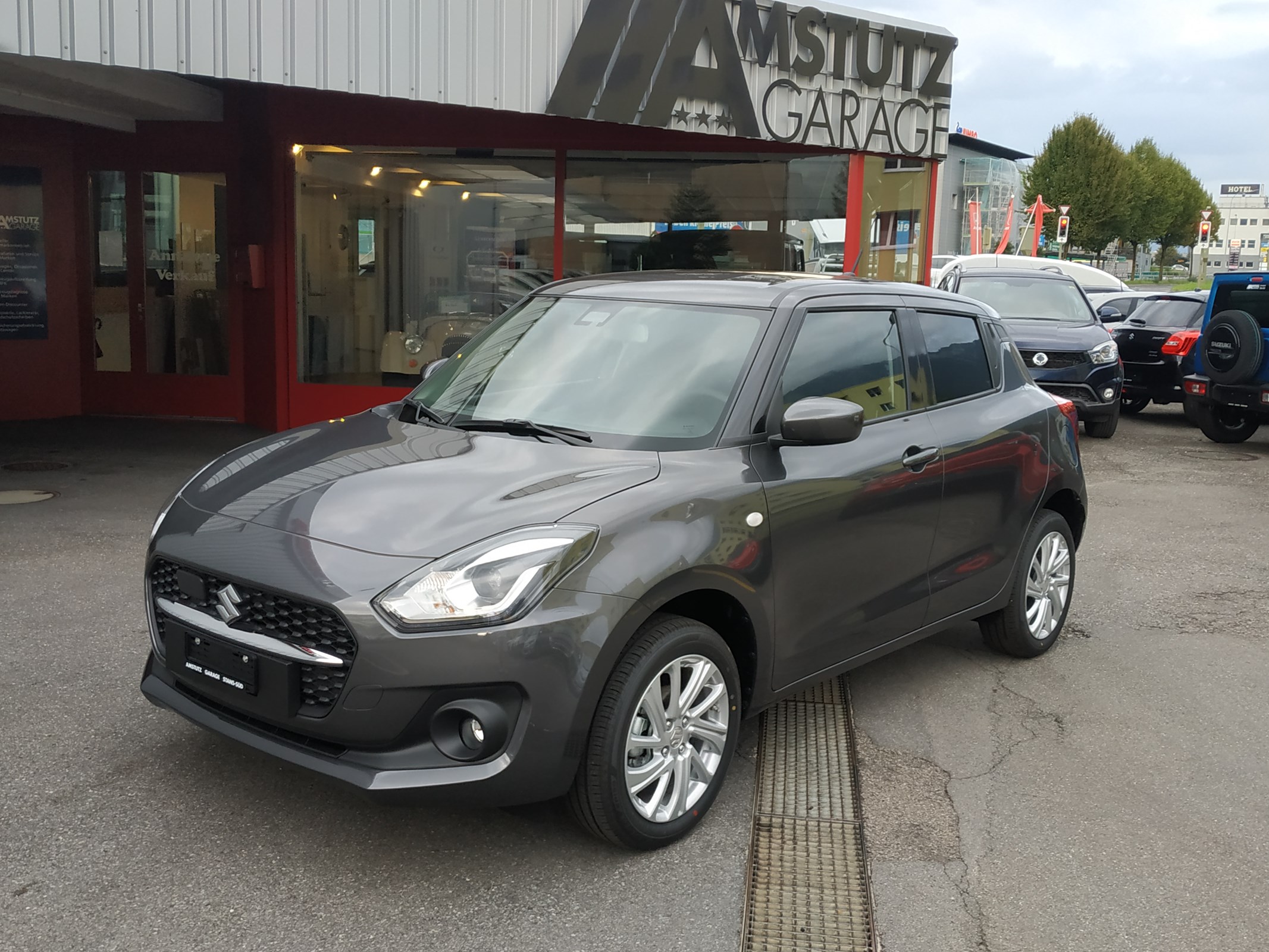 SUZUKI Swift 1.2 Compact + 4x4 Hybrid