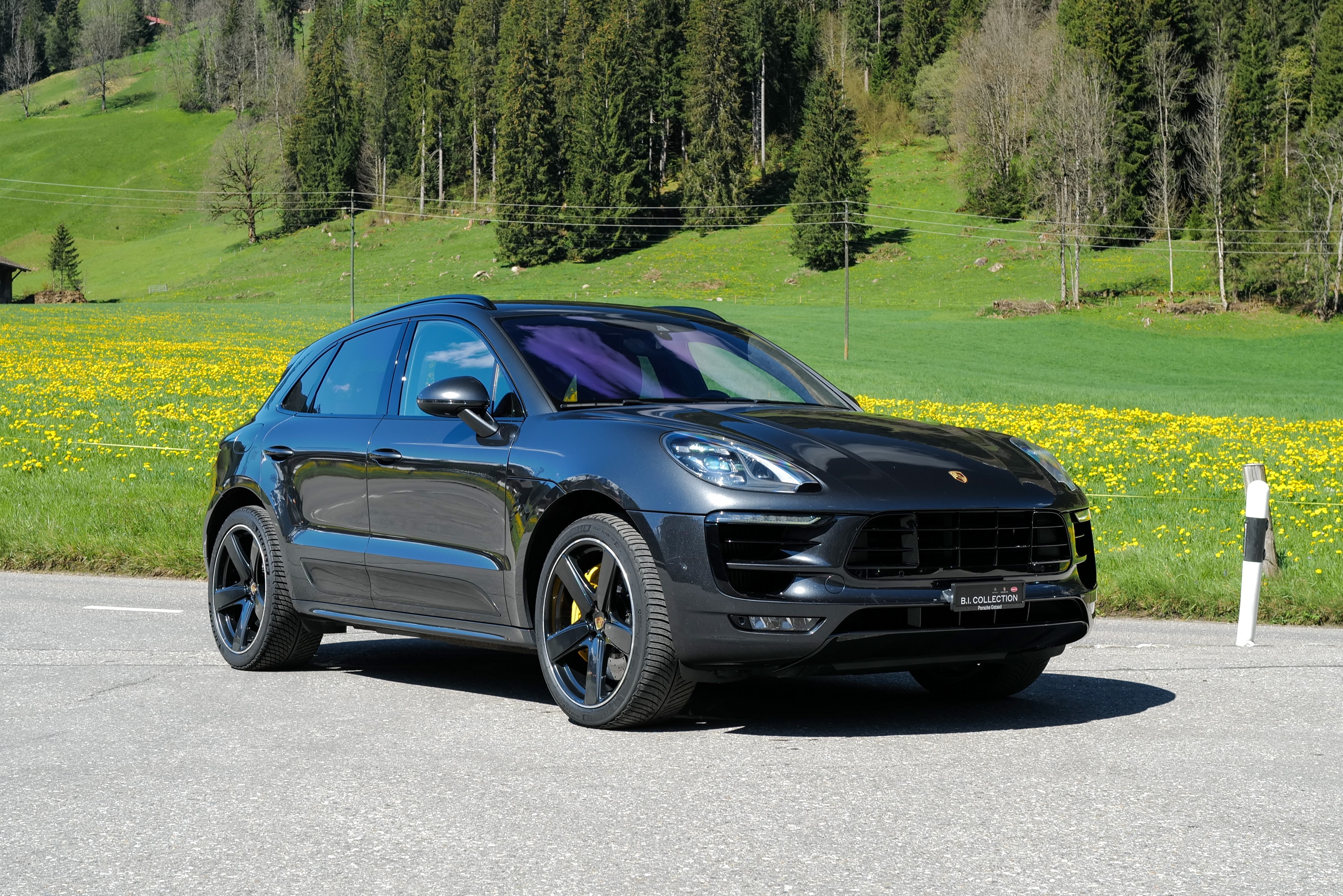 PORSCHE Macan Turbo PDK