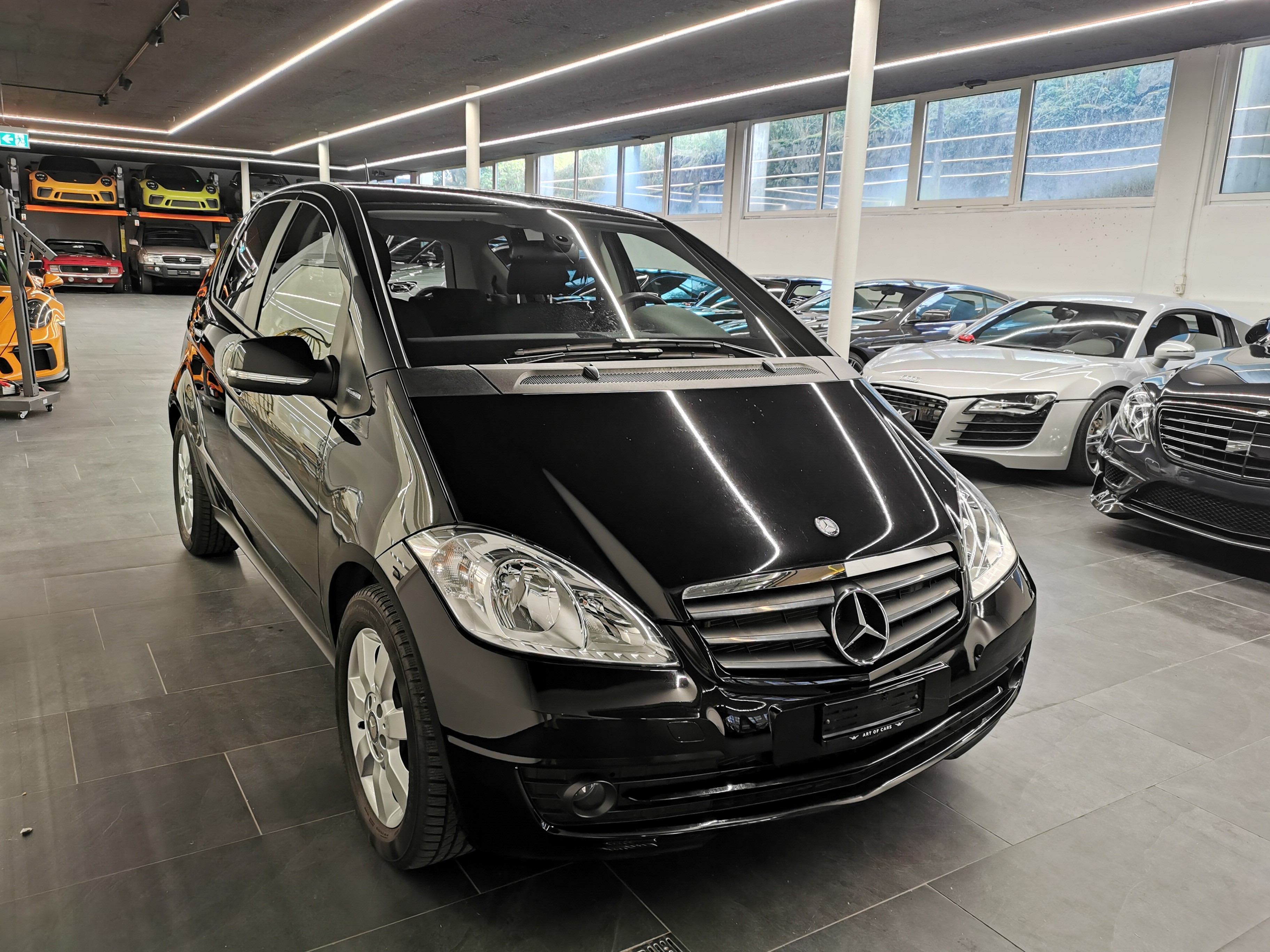 MERCEDES-BENZ A 160 (150) BlueEfficiency Avantgarde Handschalter