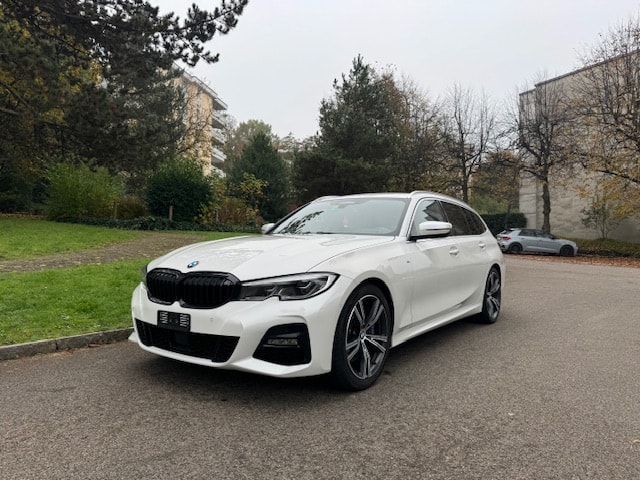 BMW 330i Touring xDrive Steptronic M Sport