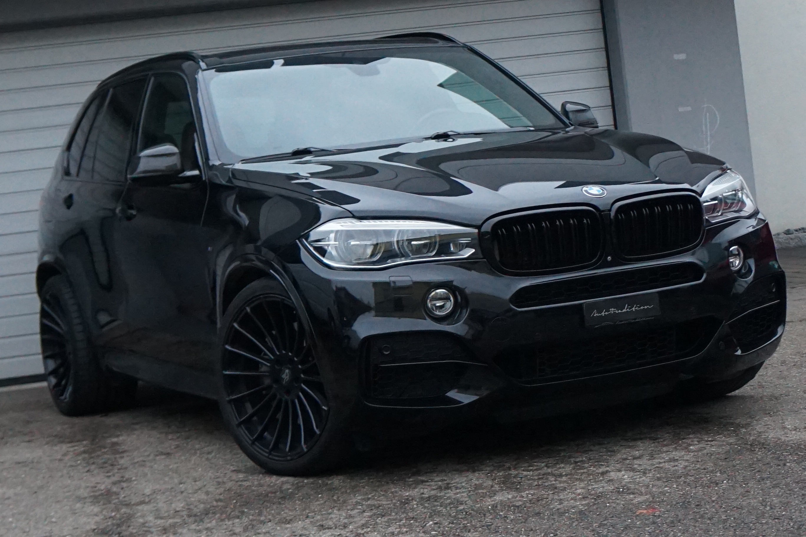 BMW X5 xDrive M50d Steptronic - HAMANN - DVD ENTERTAINMENT