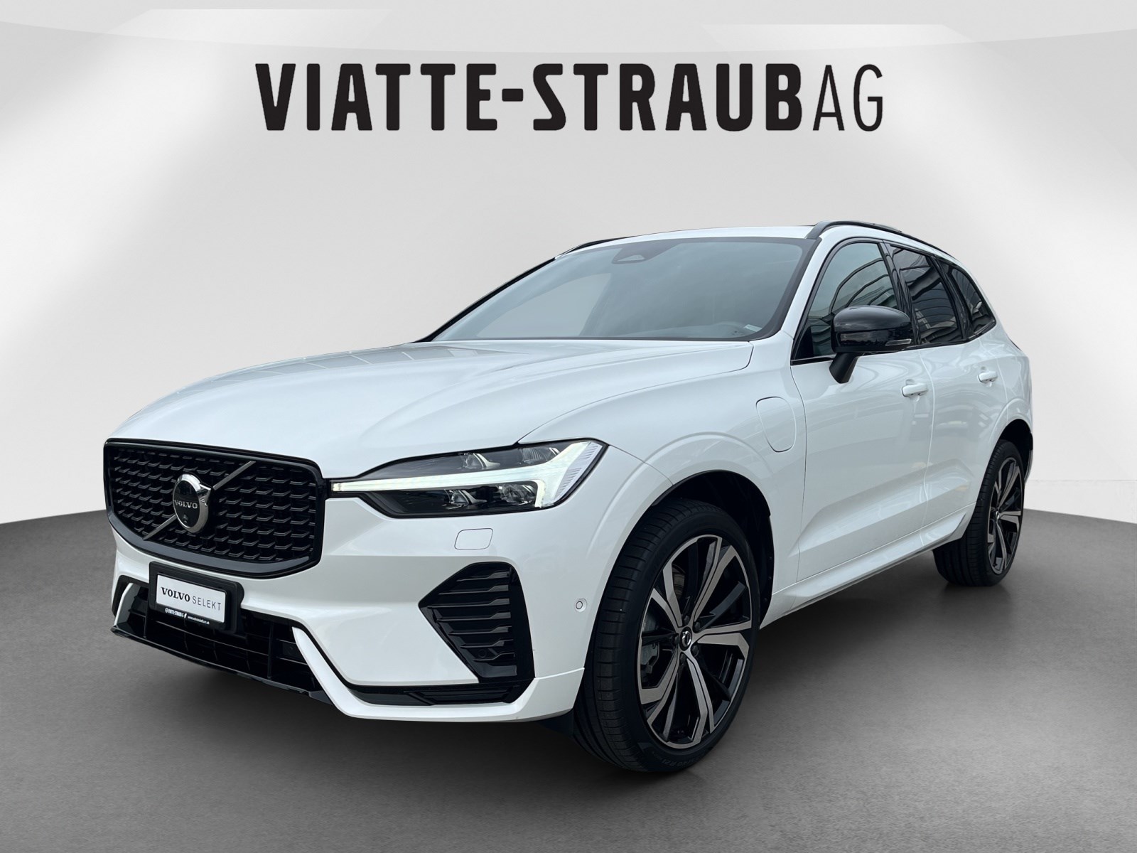 VOLVO XC60 2.0 T6 TE XCENTRIC eAWD