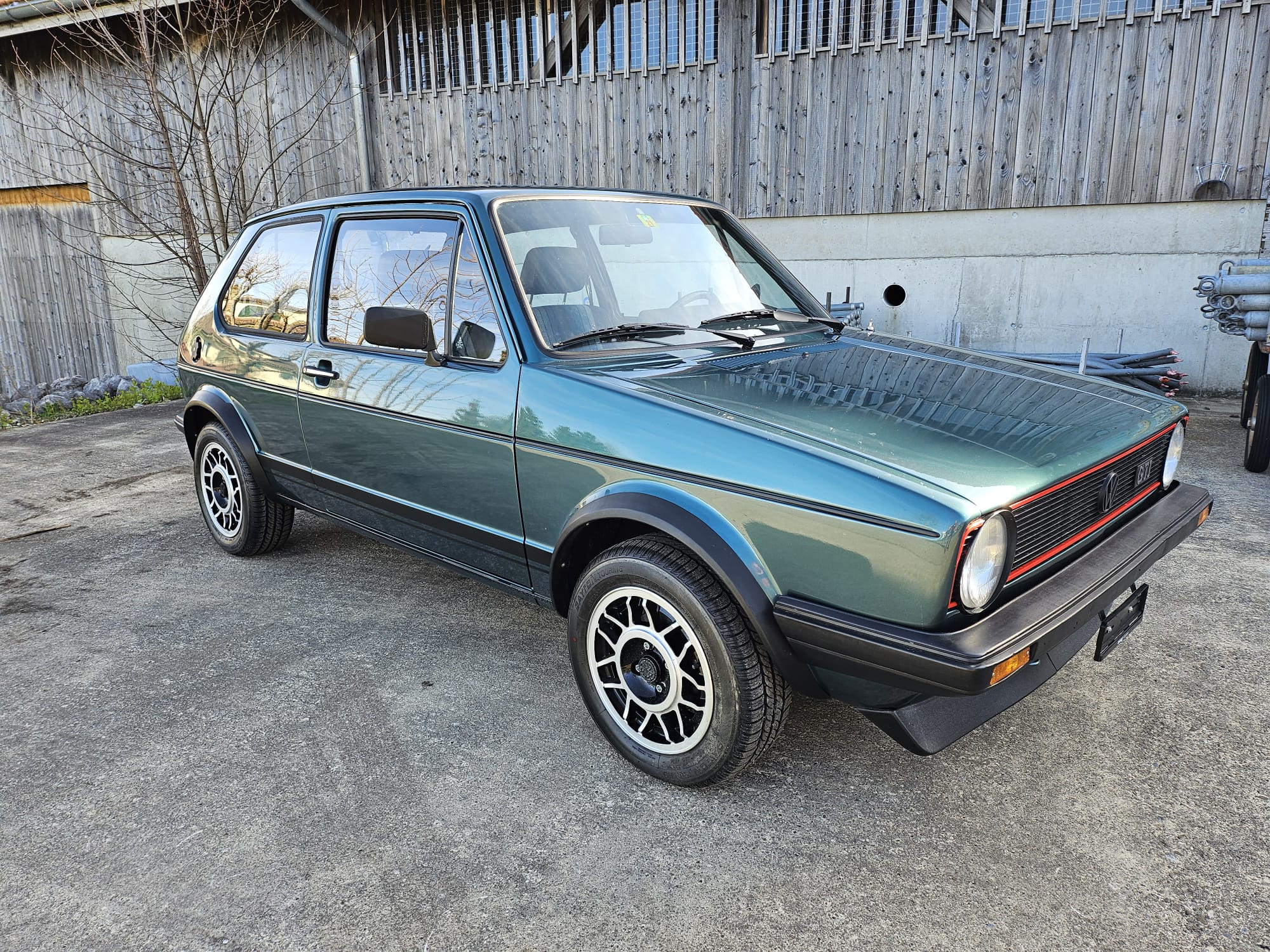 VW Golf 1800 GTI vétéran vorgeführt expertisé vétéran