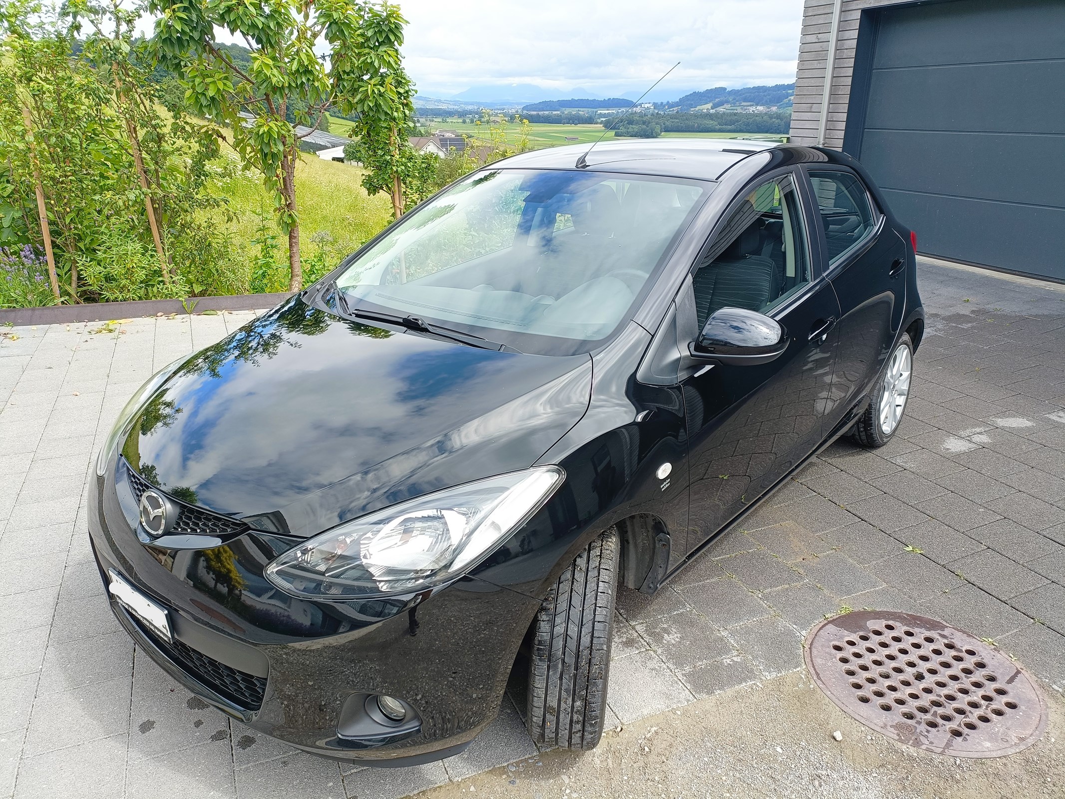 MAZDA 2 1.3i 16V Exclusive