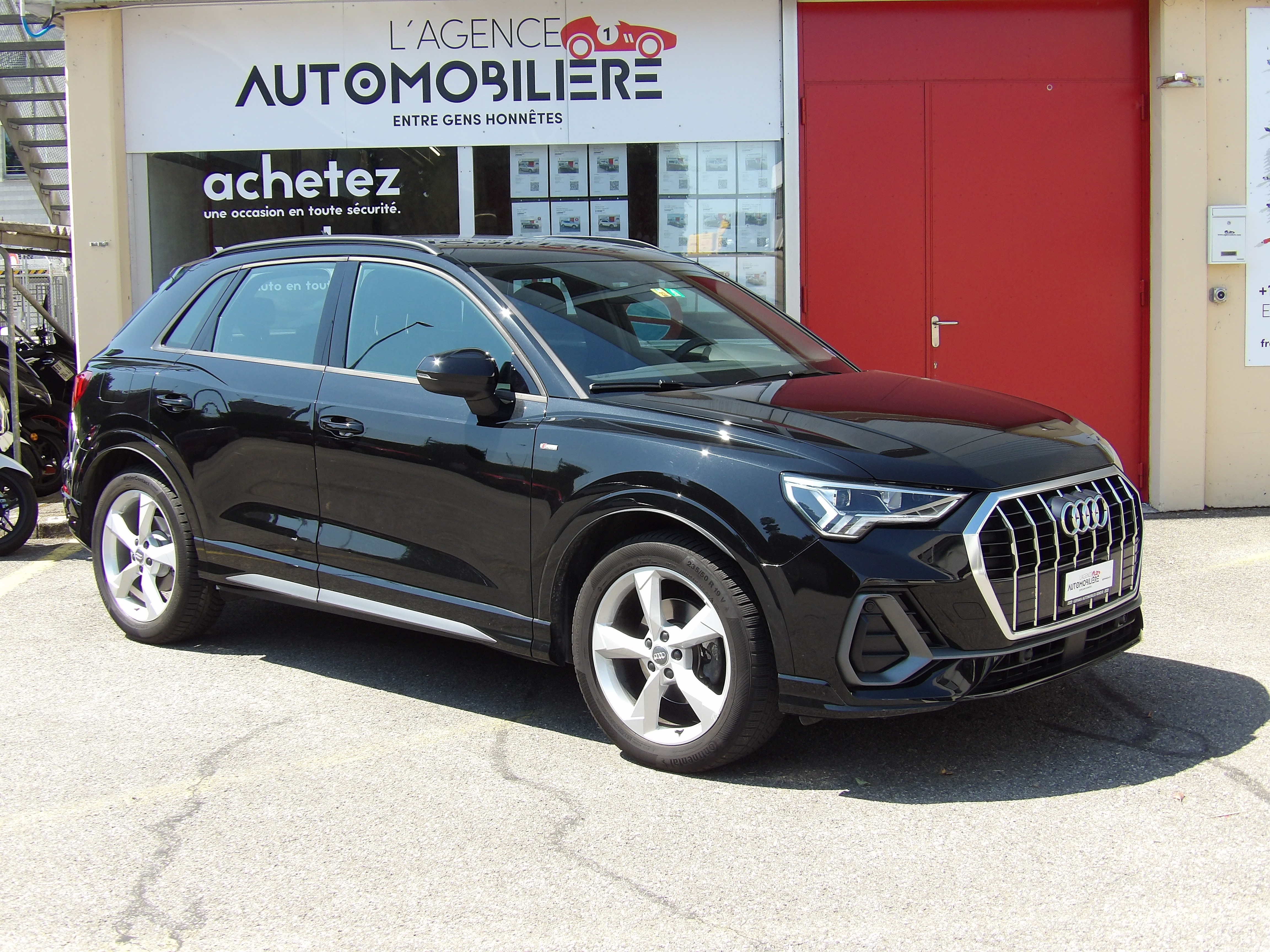 AUDI Q3 35 TFSI S line S-tronic