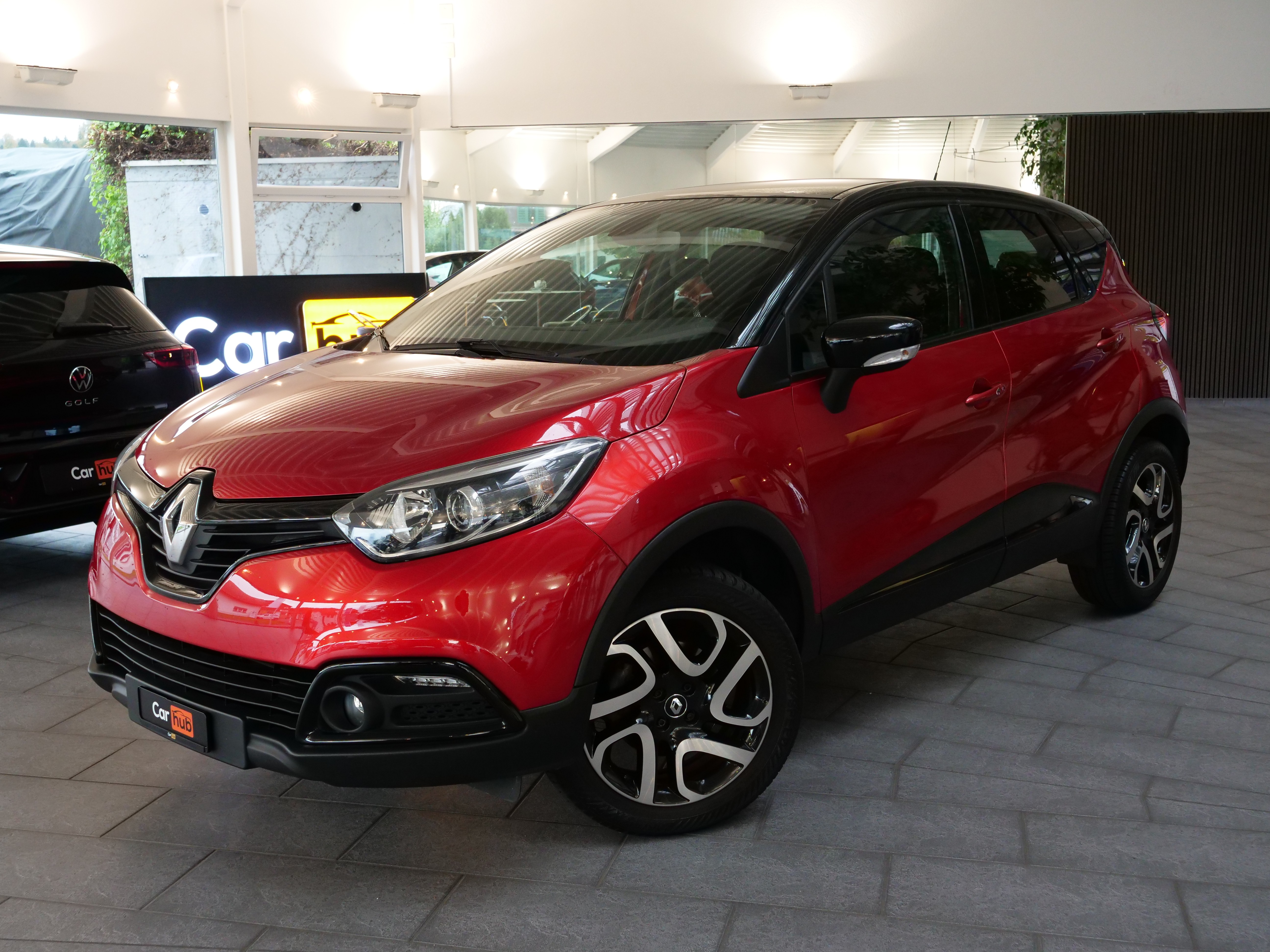 RENAULT Captur 1.2 T 16V Intens