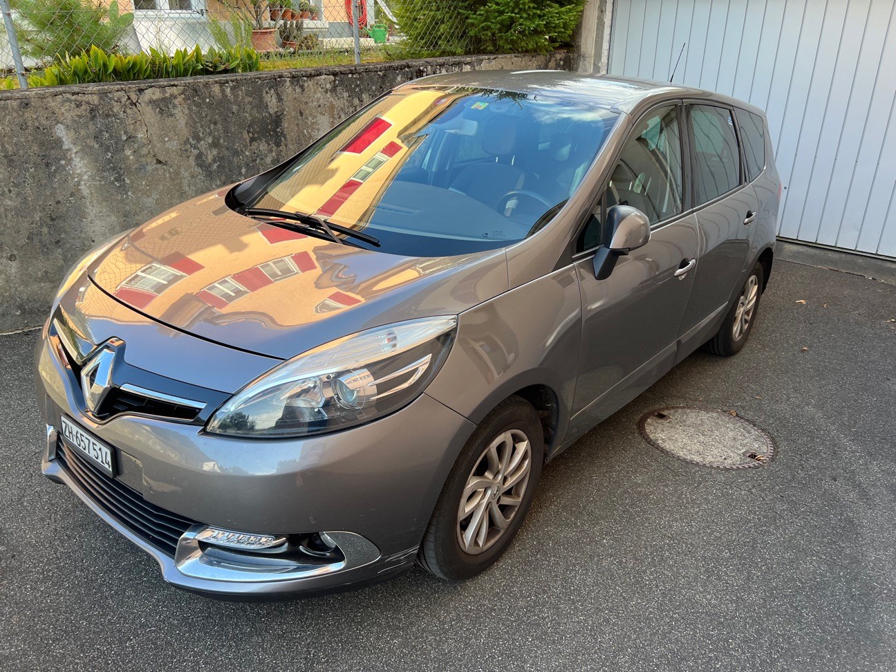 RENAULT GRAND SCENIC Xmod 1.6 DCi Swiss