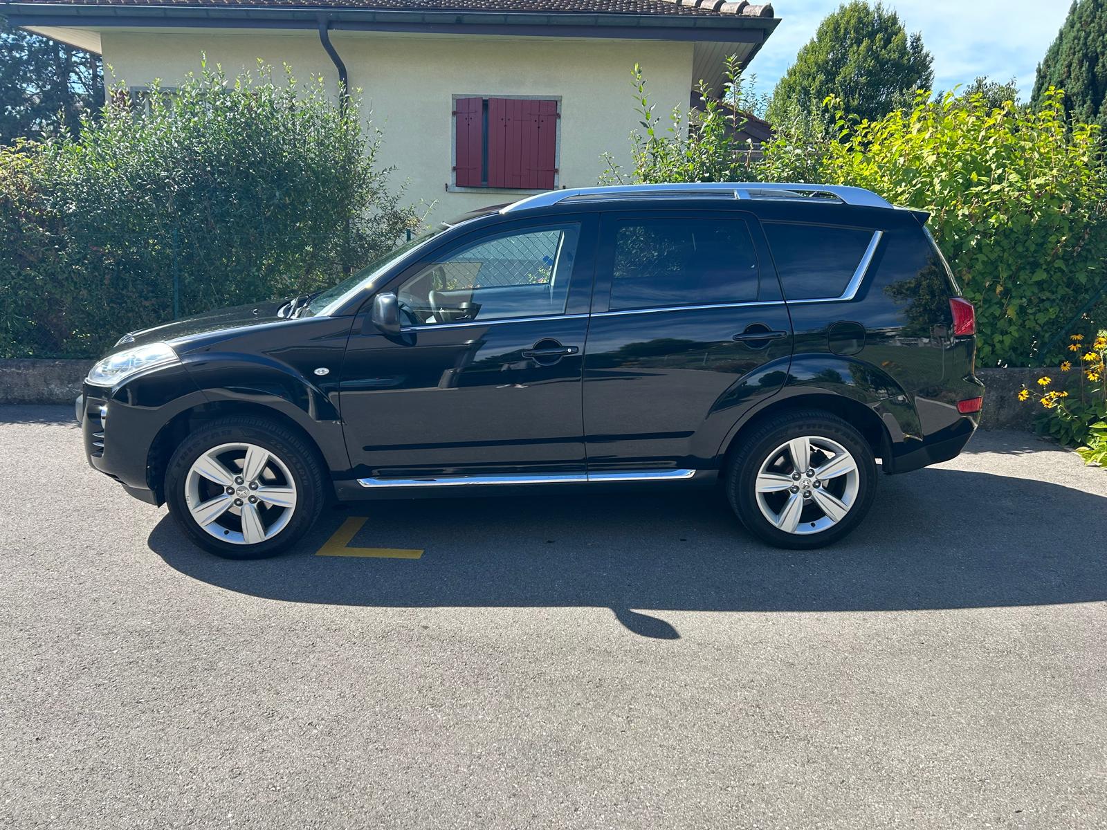 PEUGEOT 4007 2.2 HDi Platinum Edition DCS6