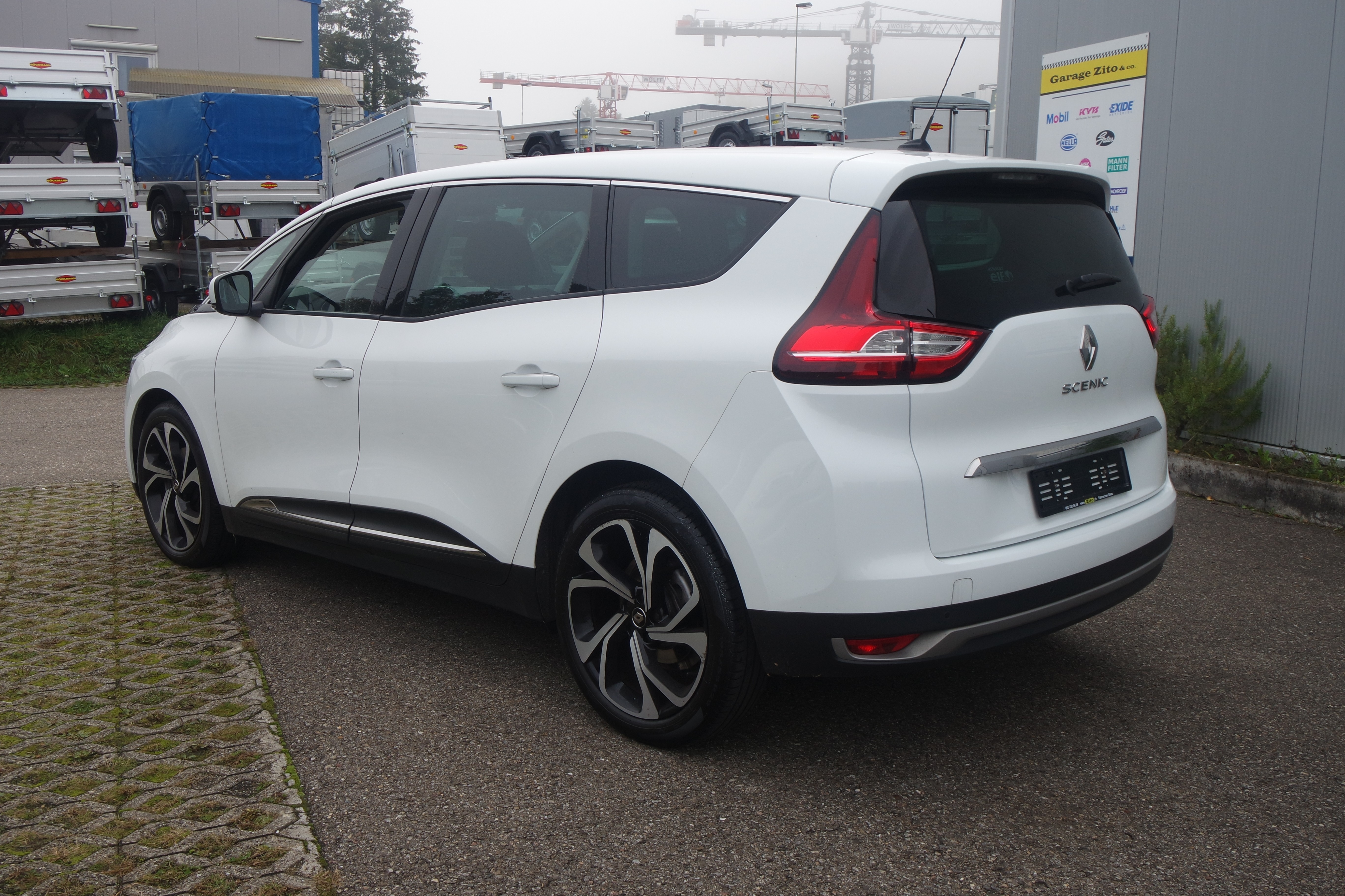 RENAULT Grand Scénic 1.8 dCi Intens EDC