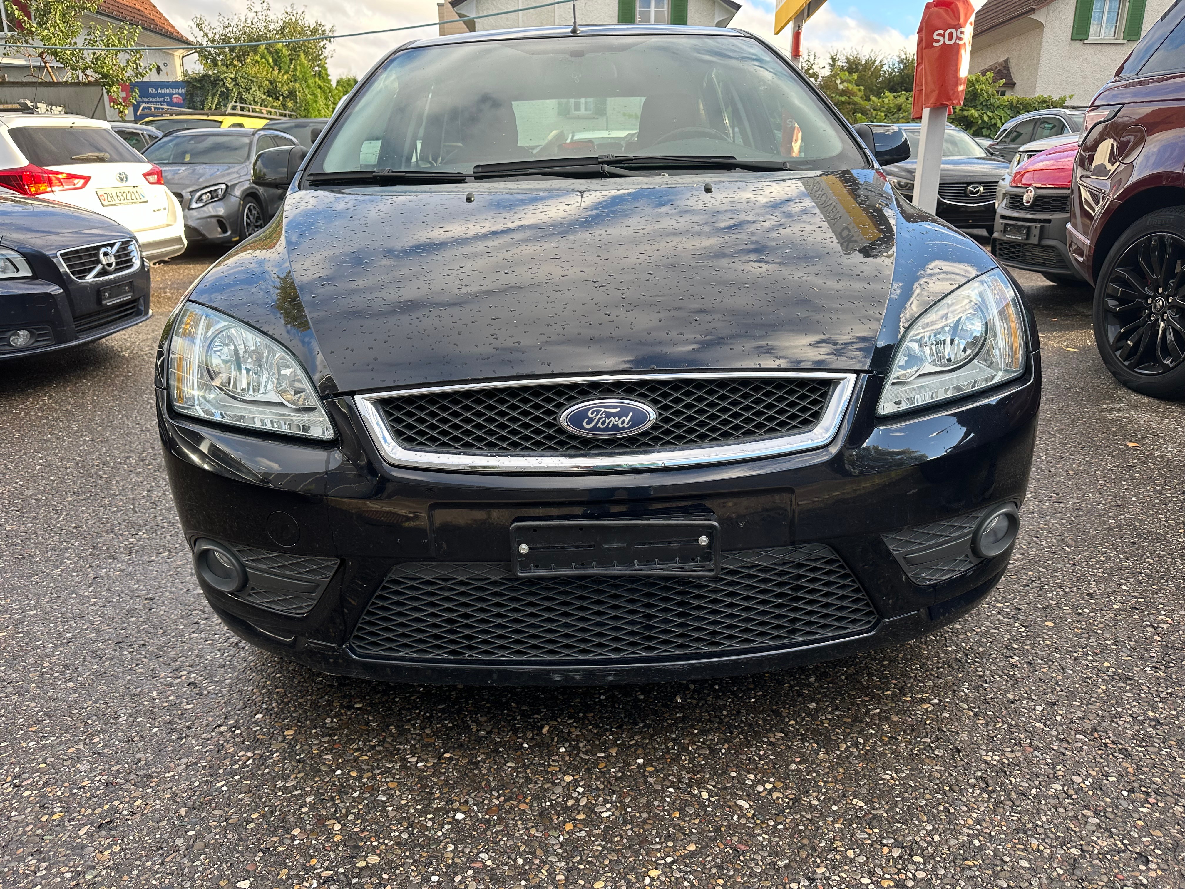 FORD Focus 1.6i VCT Carving