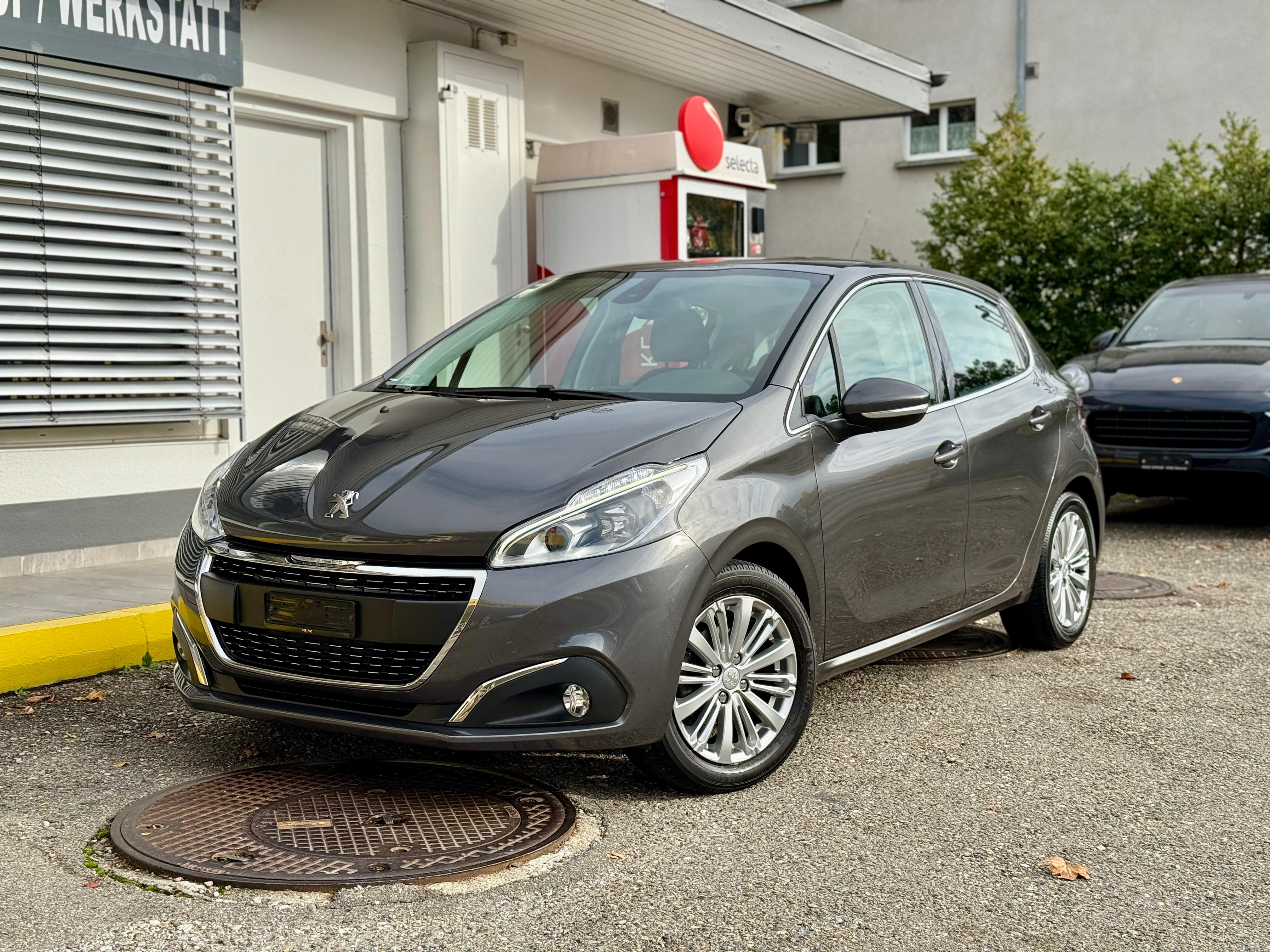 PEUGEOT 208 1.2 PureTech Tech Edition EAT6