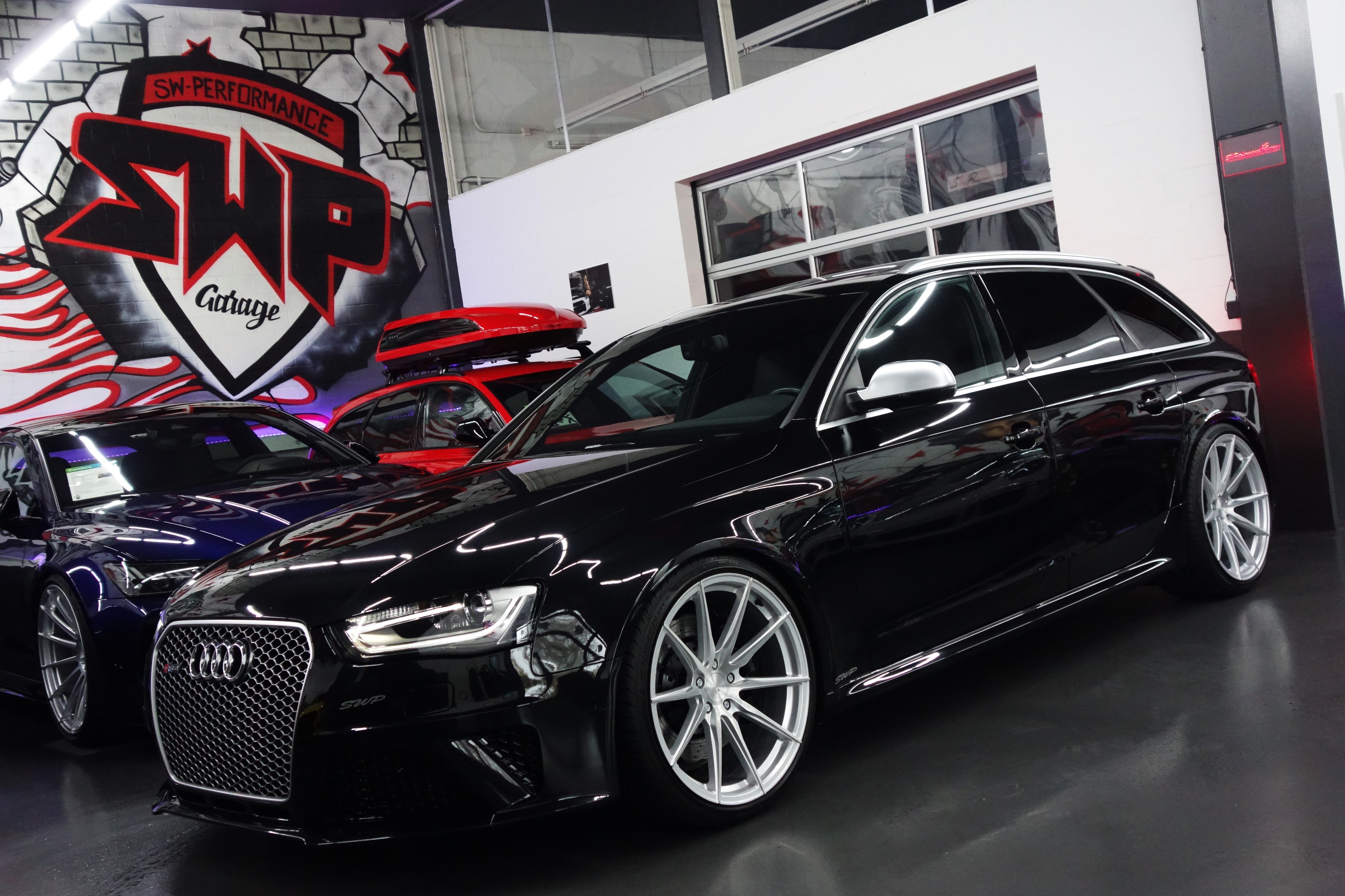 AUDI RS4 AVANT 4.2 FSI V8 QUATTRO S-TRONIC BLACK CH-FZ SCHALENSITZE ON TOP