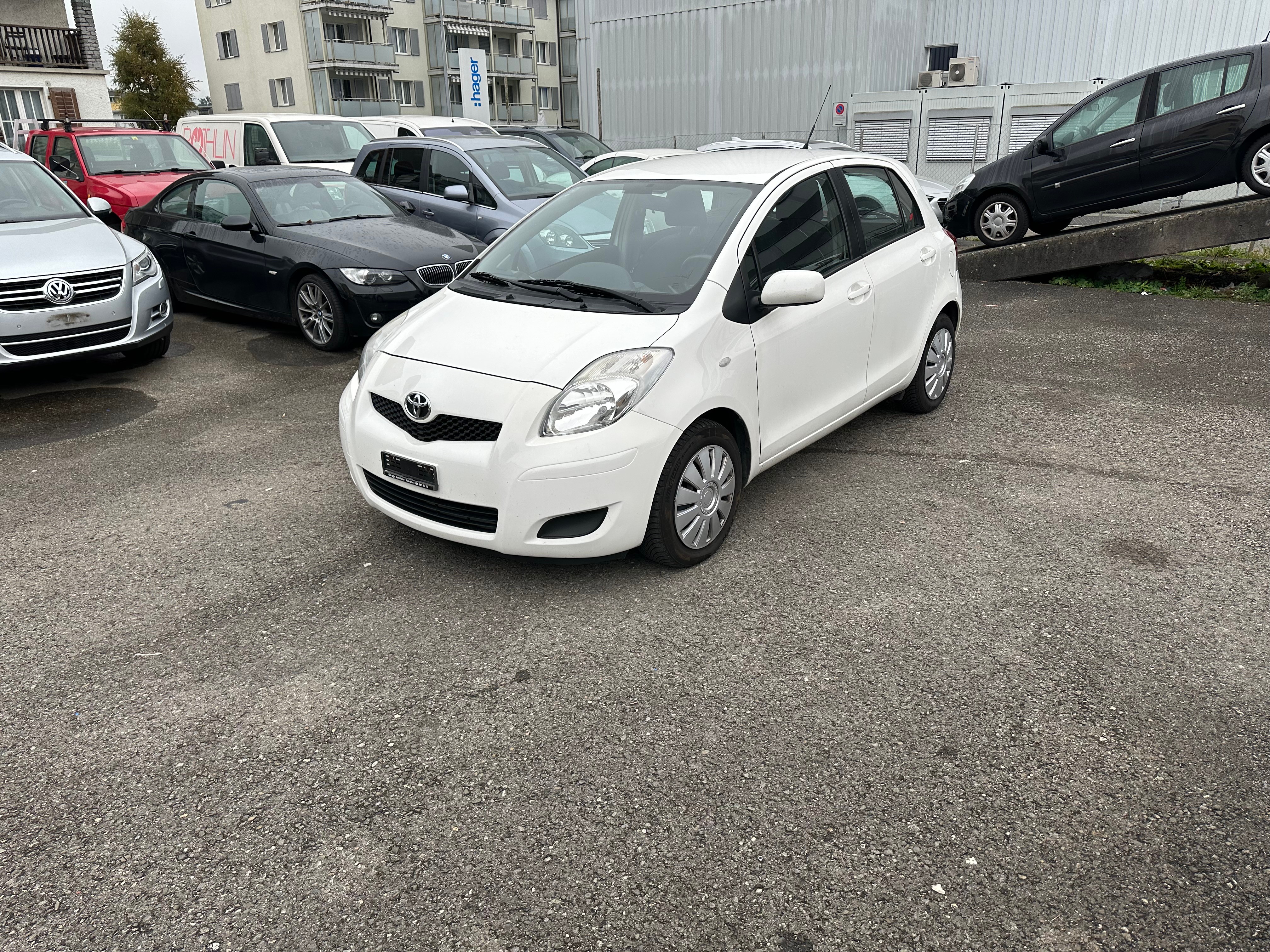 TOYOTA Yaris 1.33 Linea Luna