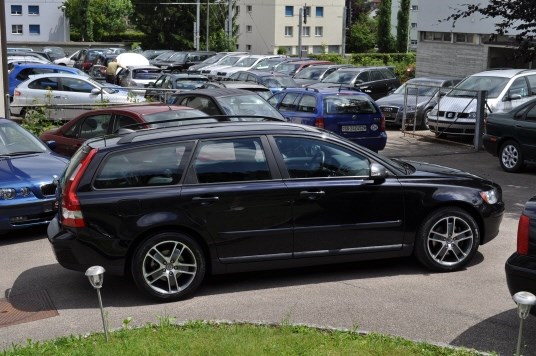 VOLVO V50 Kombi 2.0 D Momentum