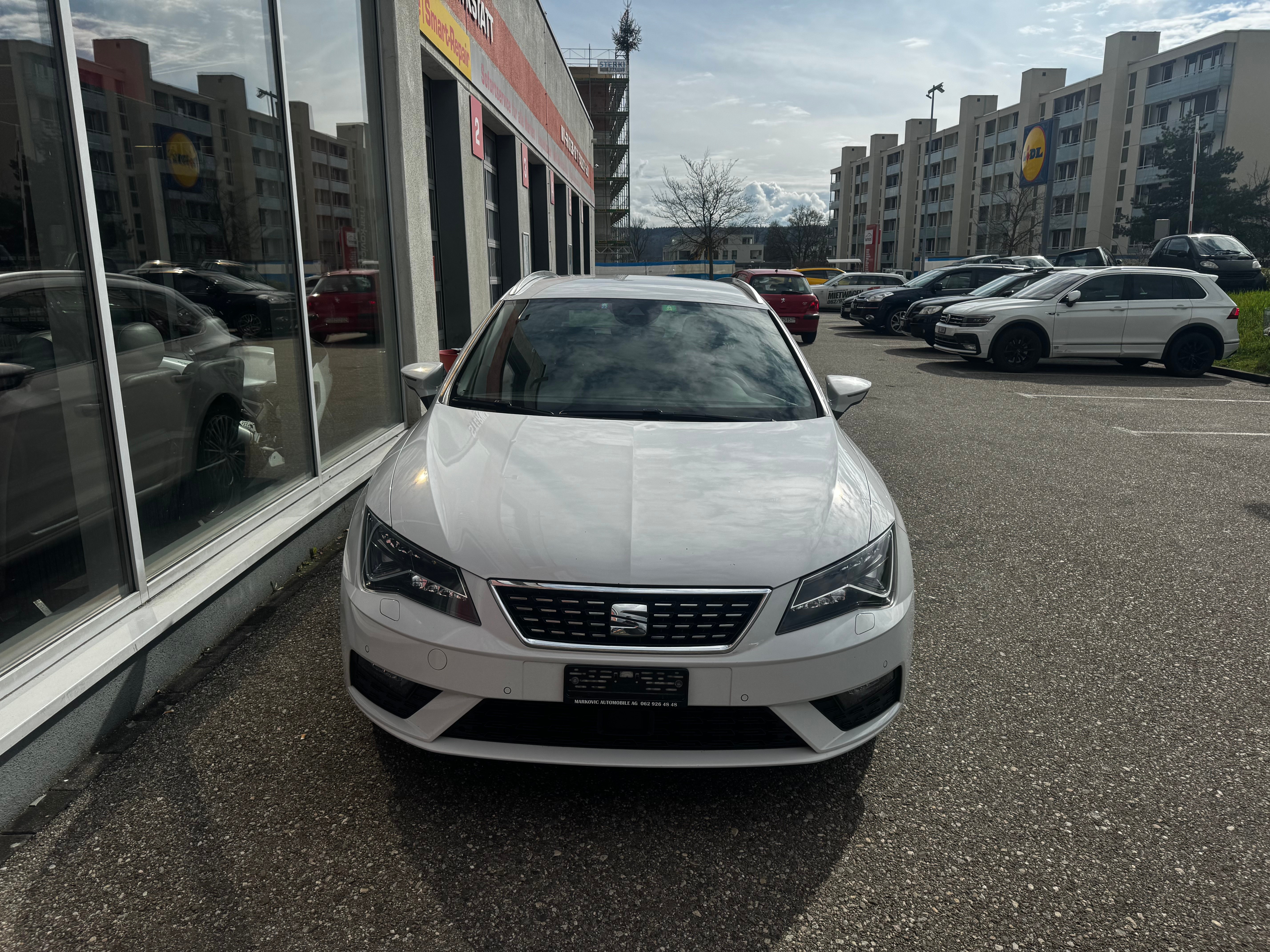 SEAT Leon ST 1.4 TSI FR Line DSG