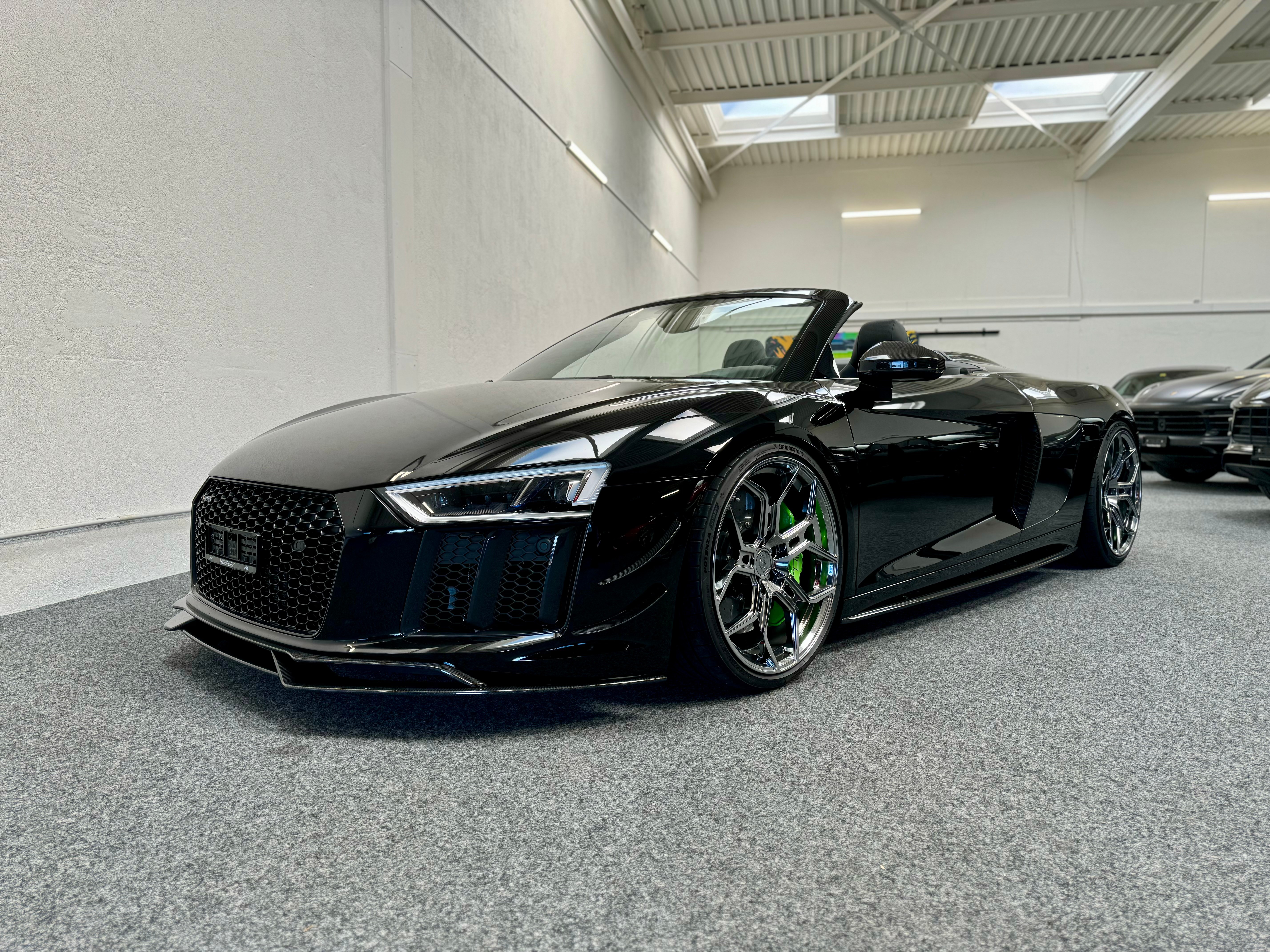 AUDI R8 Spyder 5.2 plus S-Tronic