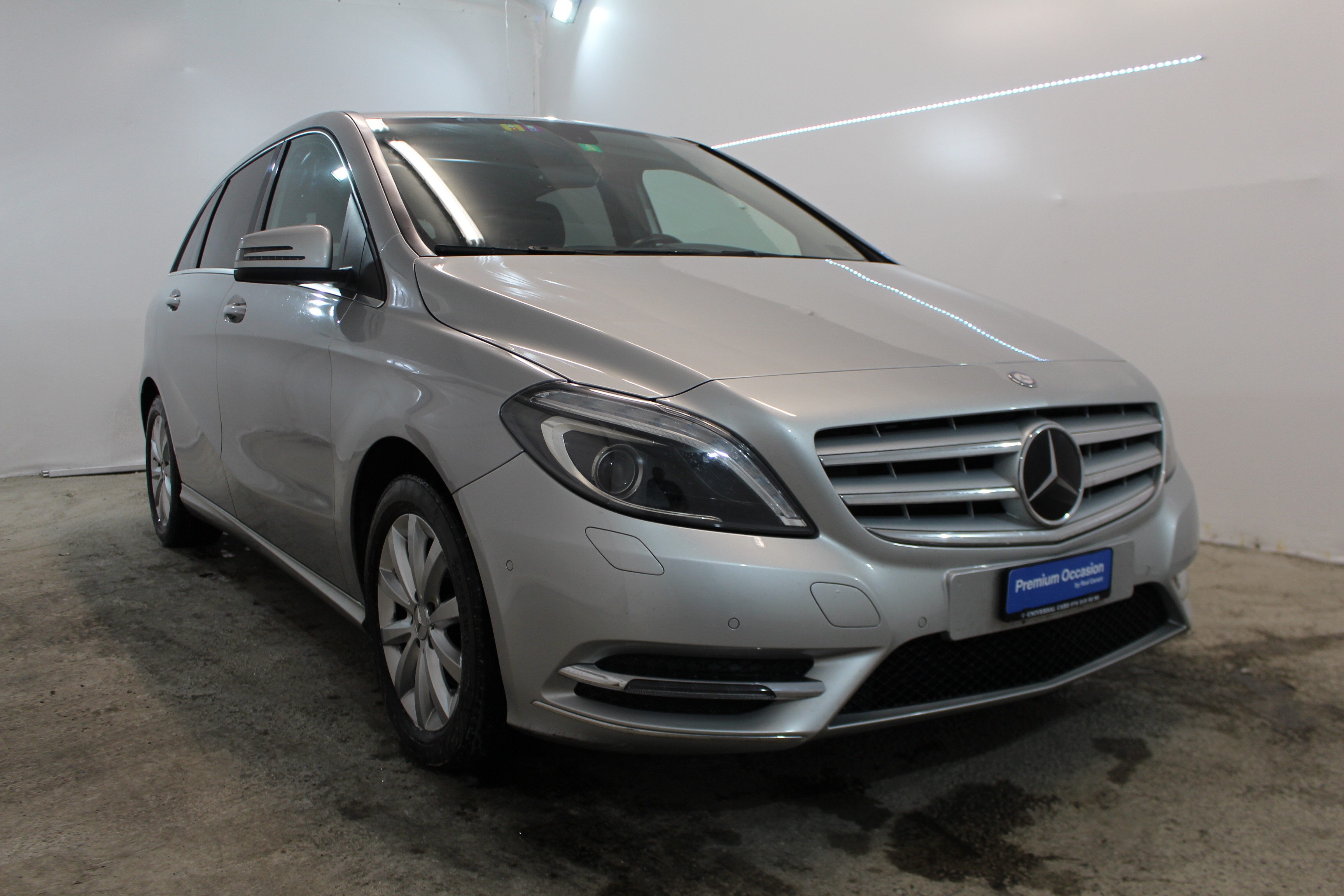 MERCEDES-BENZ B 180 7G-DCT