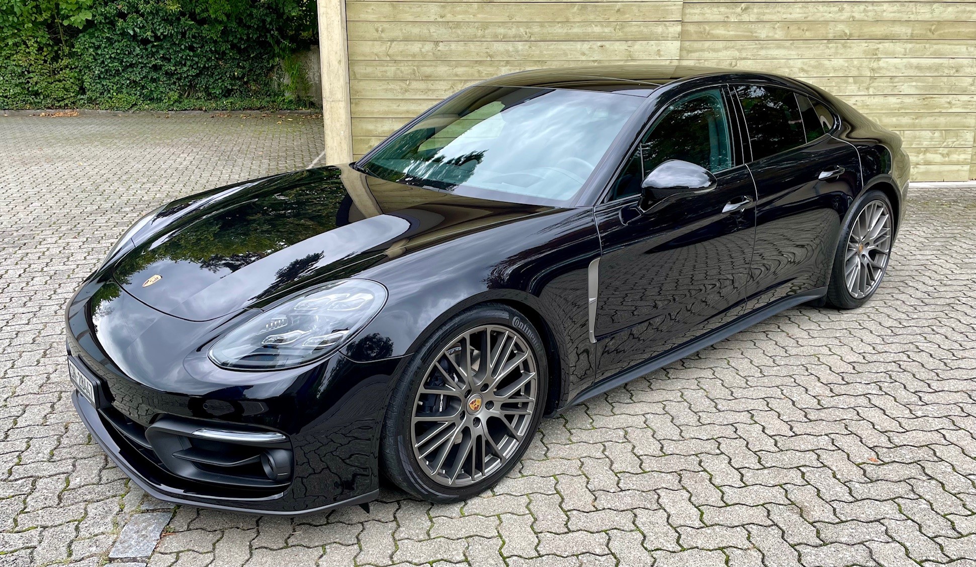 PORSCHE Panamera 4 Platinum Edition PDK