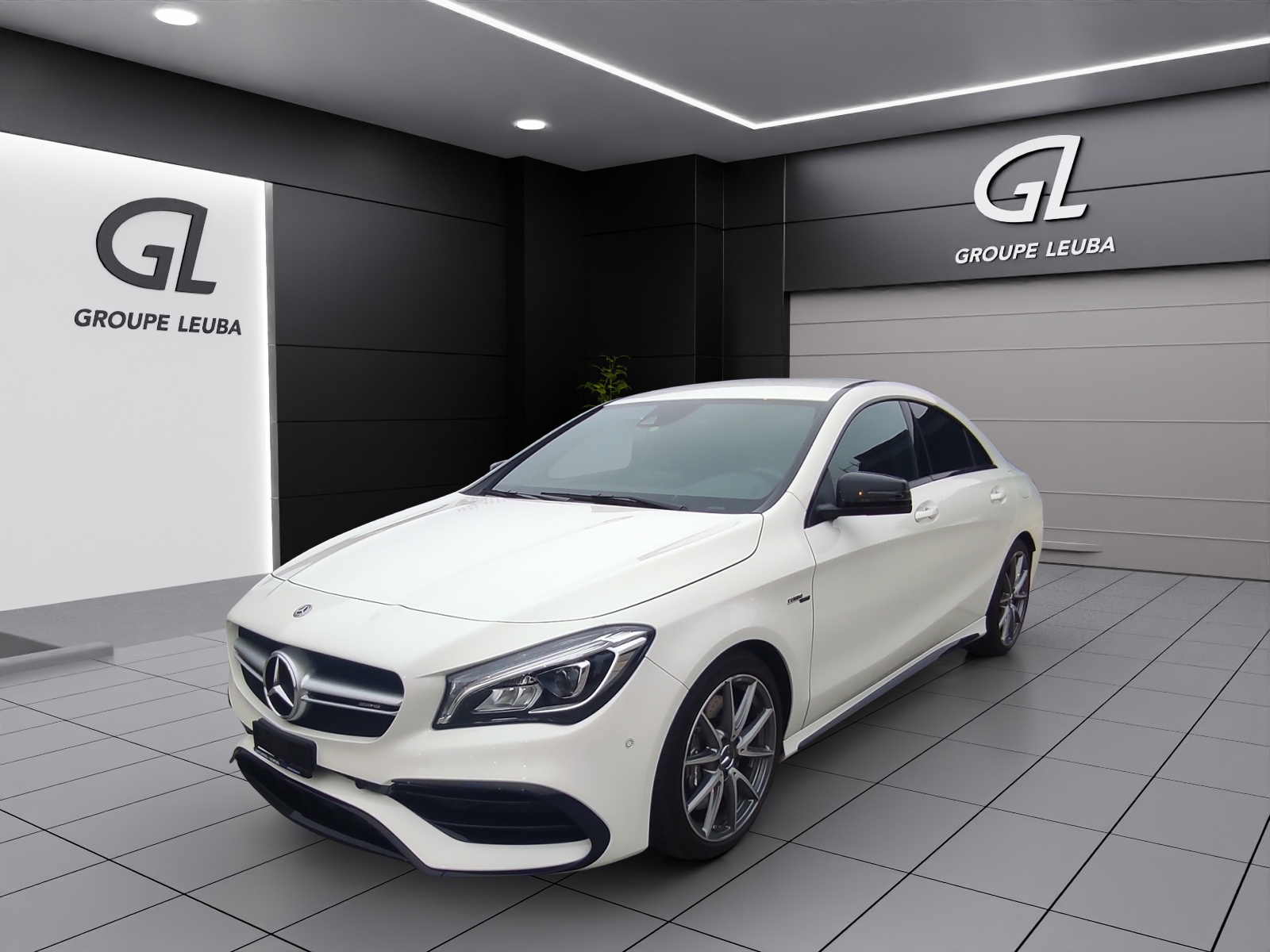 MERCEDES-BENZ CLA 45 AMG 4Matic