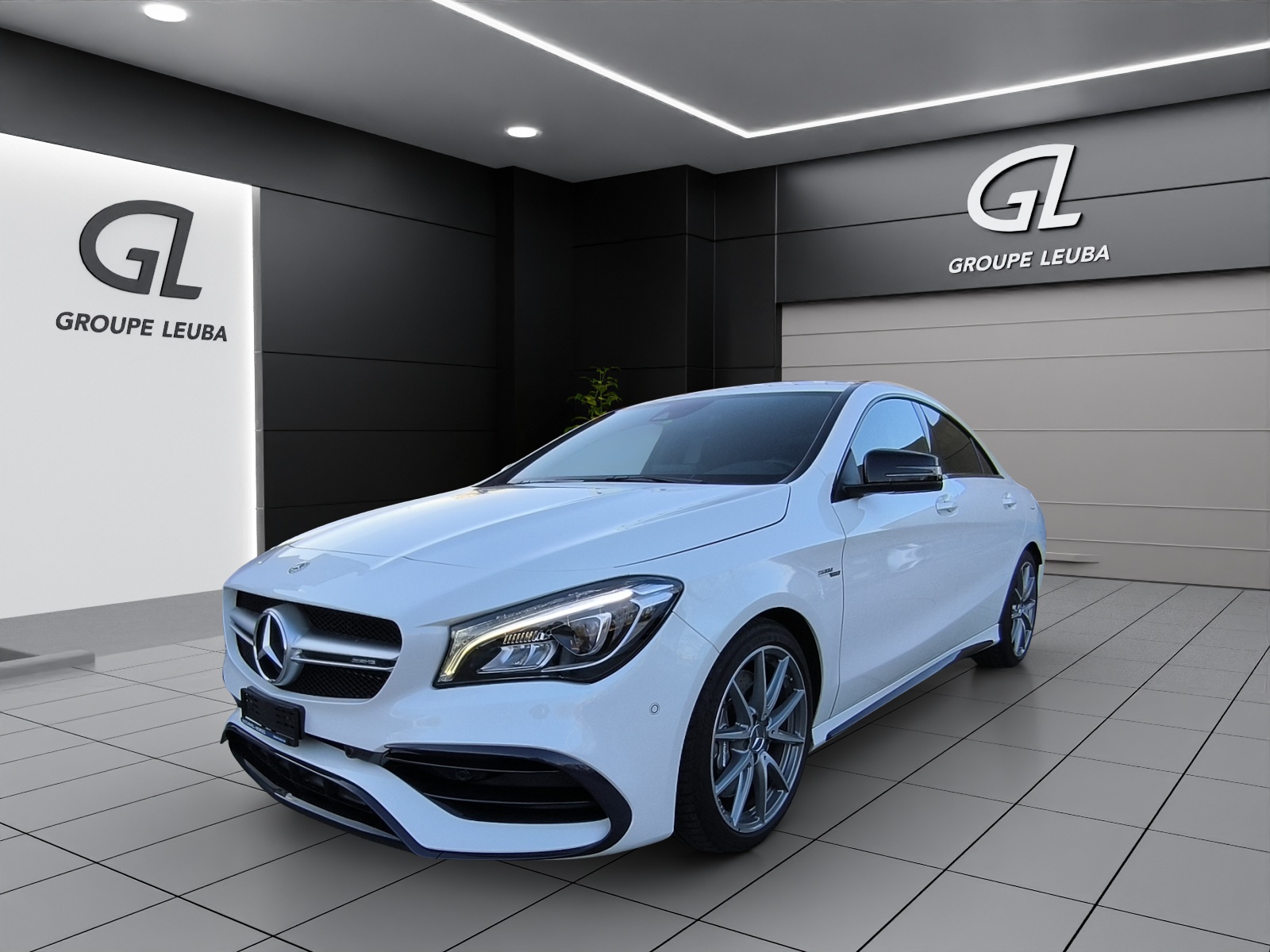 MERCEDES-BENZ CLA 45 AMG 4Matic