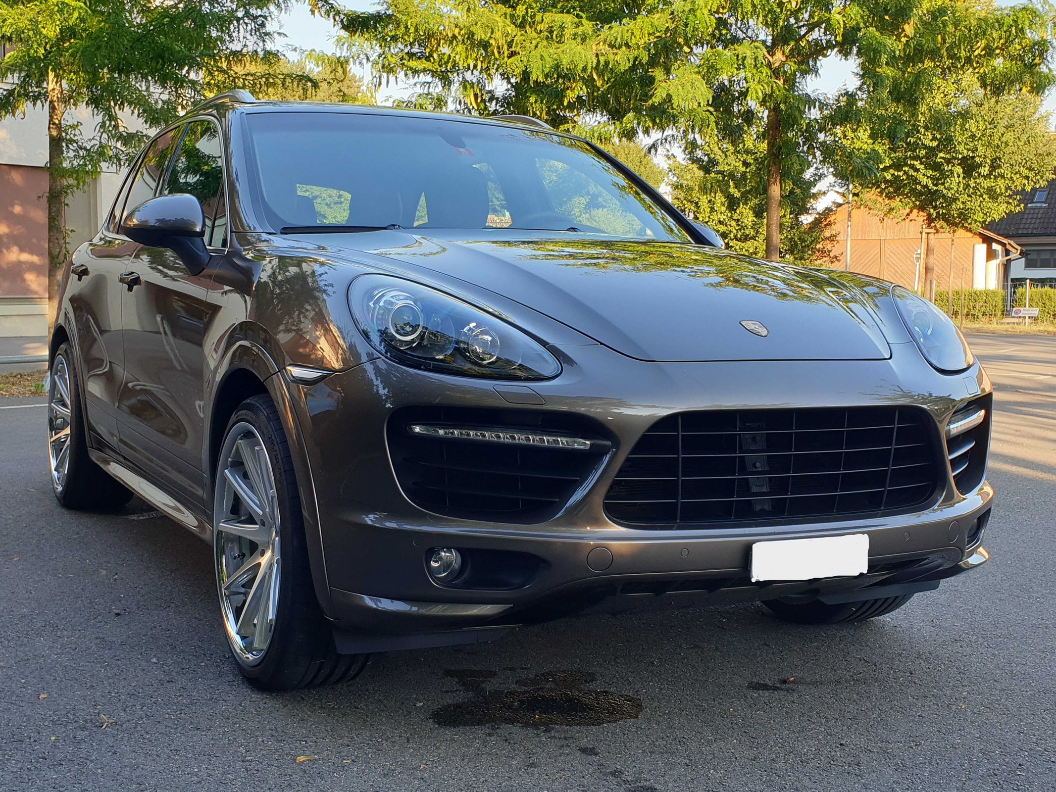 PORSCHE Cayenne GTS