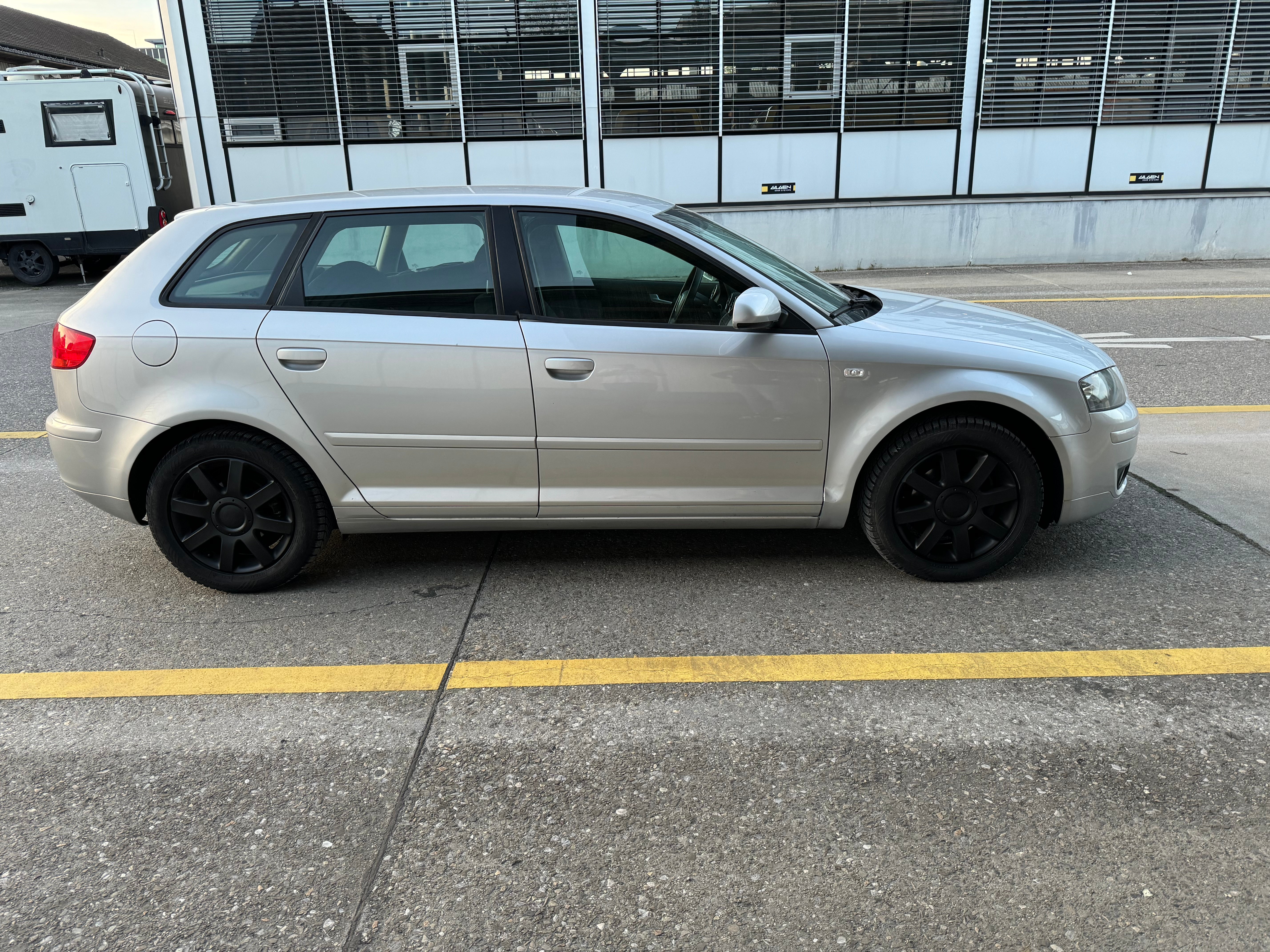 AUDI A3 Sportback 1.6 FSI Attraction