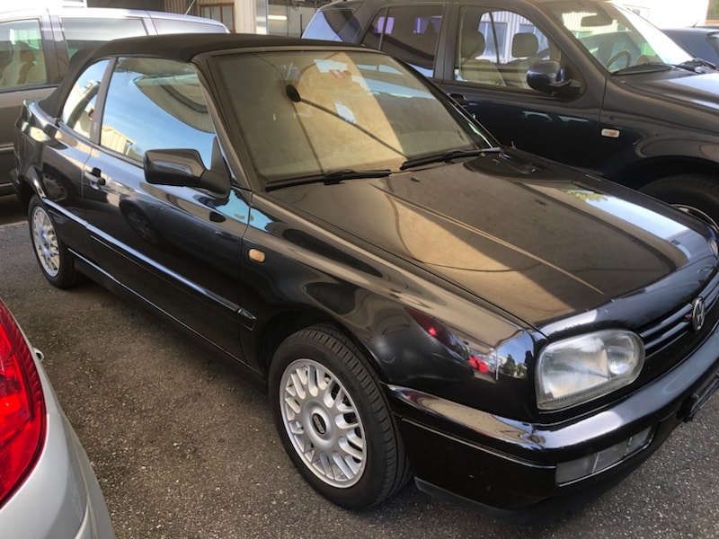 VW Golf Cabriolet 2000 Swiss Classic