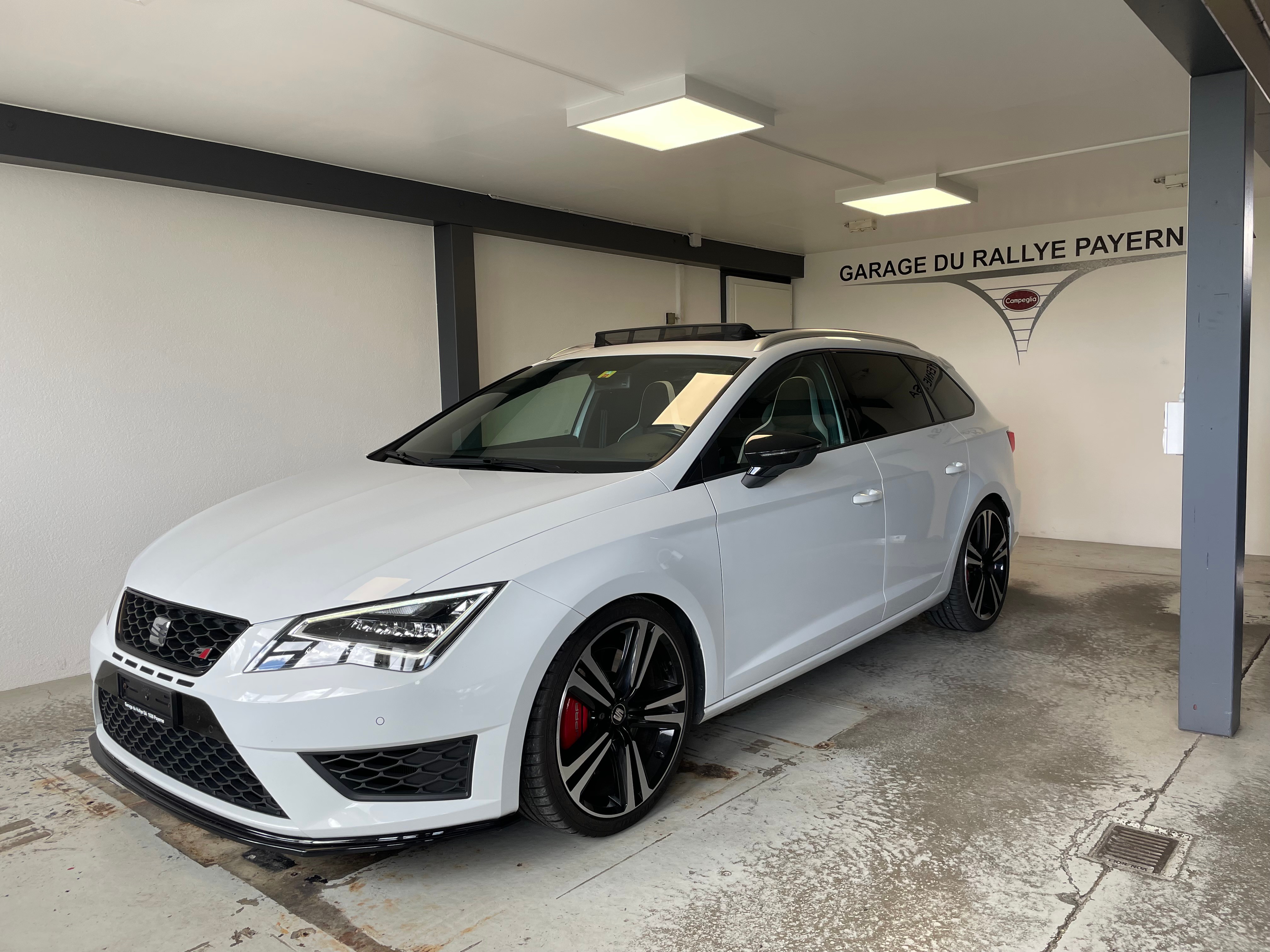 SEAT Leon ST 2.0 TSI Cupra 280 DSG