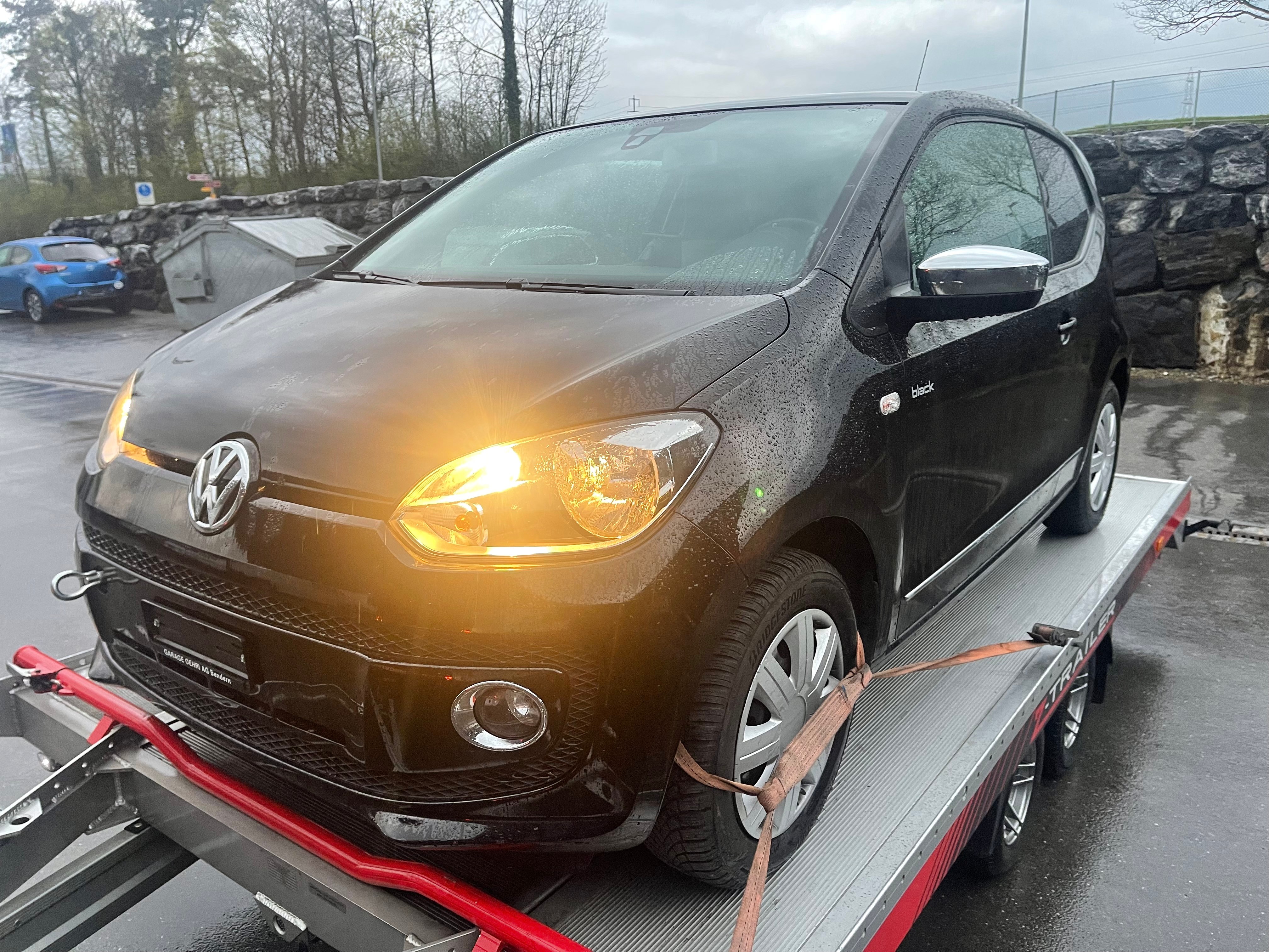 VW Up 1.0 black up ASG