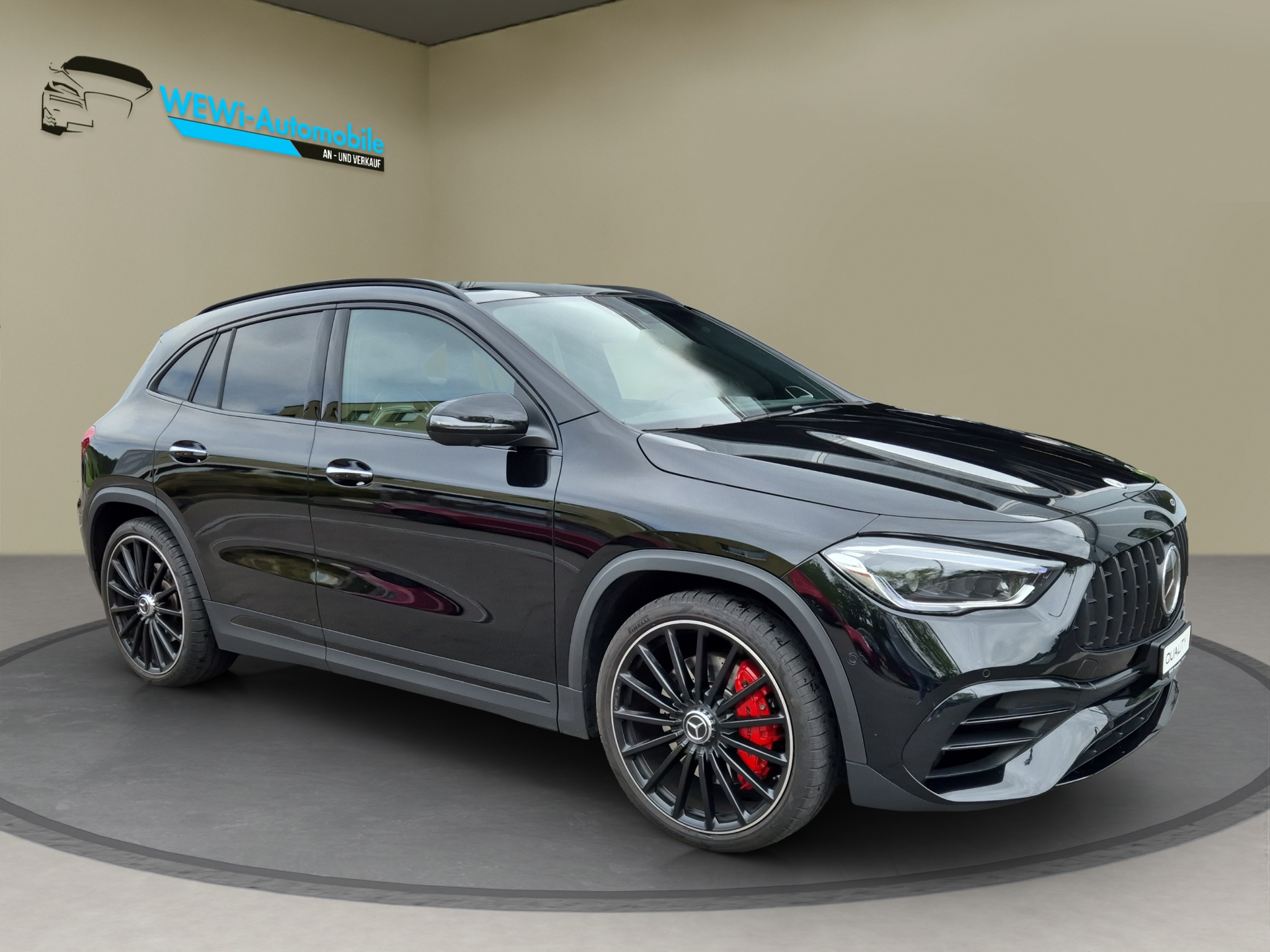 MERCEDES-BENZ GLA 45 S AMG 4Matic+ 8G-Speedshift DCT