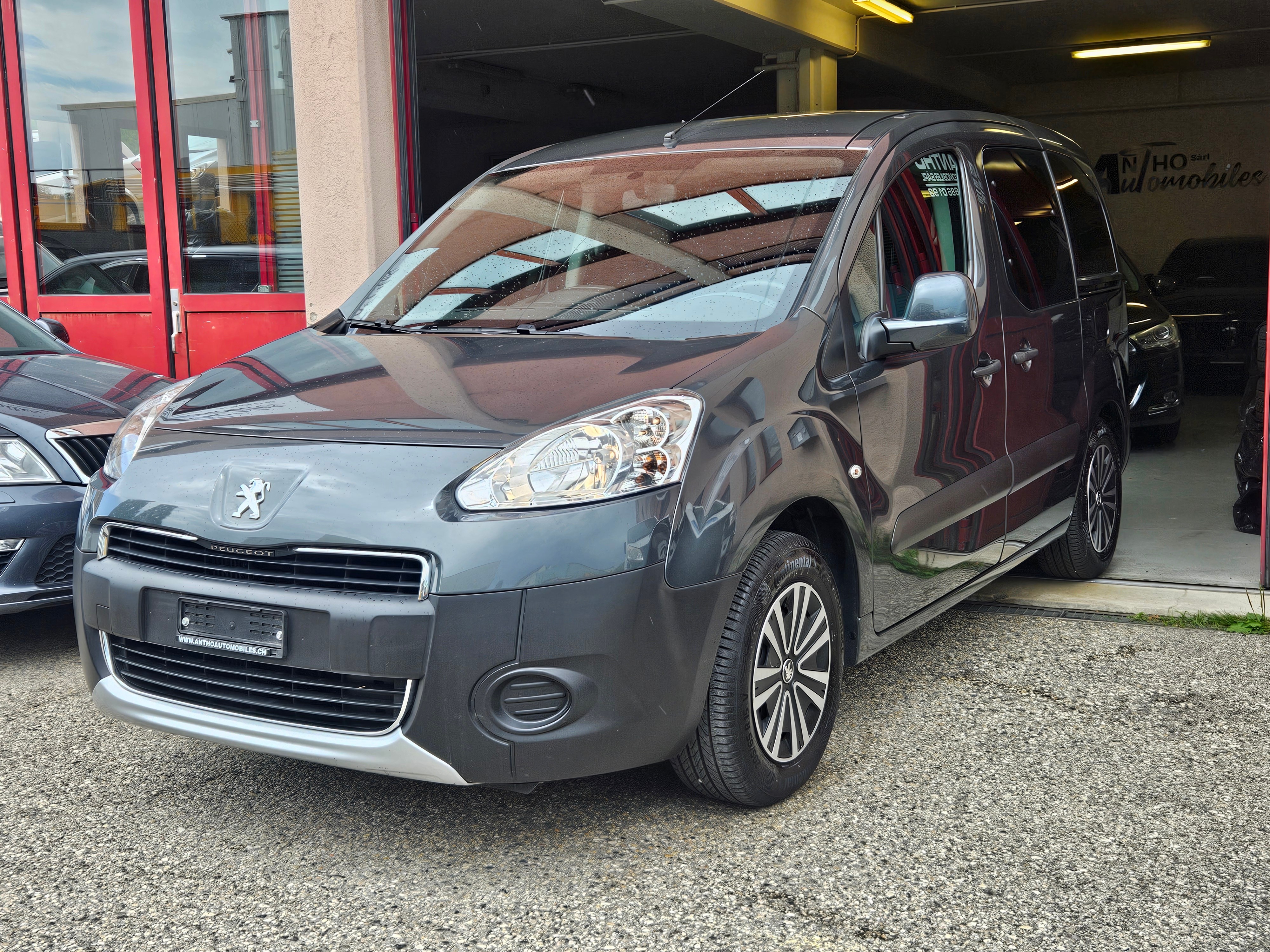 PEUGEOT Partner 1.6 e-HDI Active EGS6