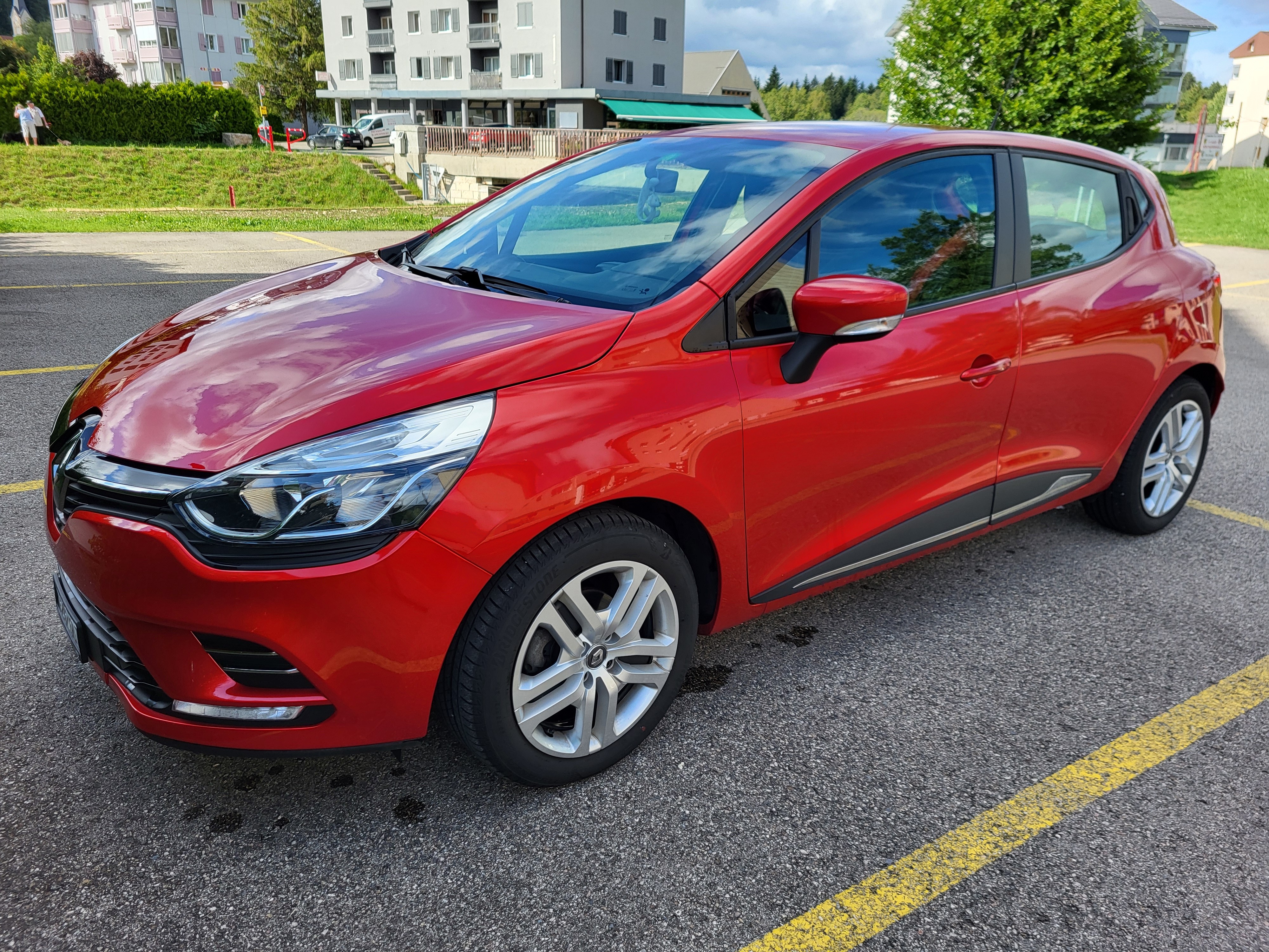 RENAULT Clio 0.9 Zen