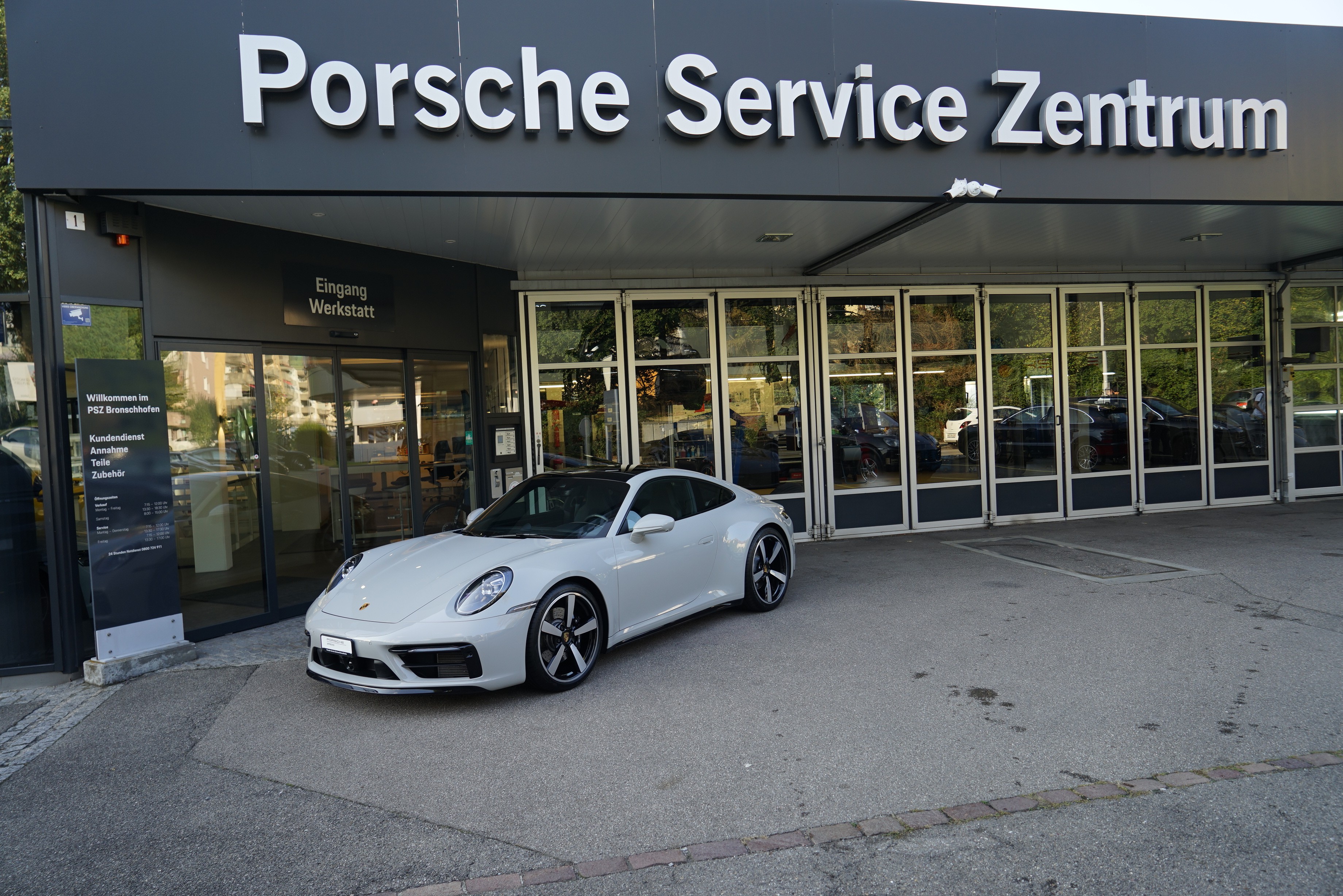 PORSCHE 911 Carrera 4S PDK