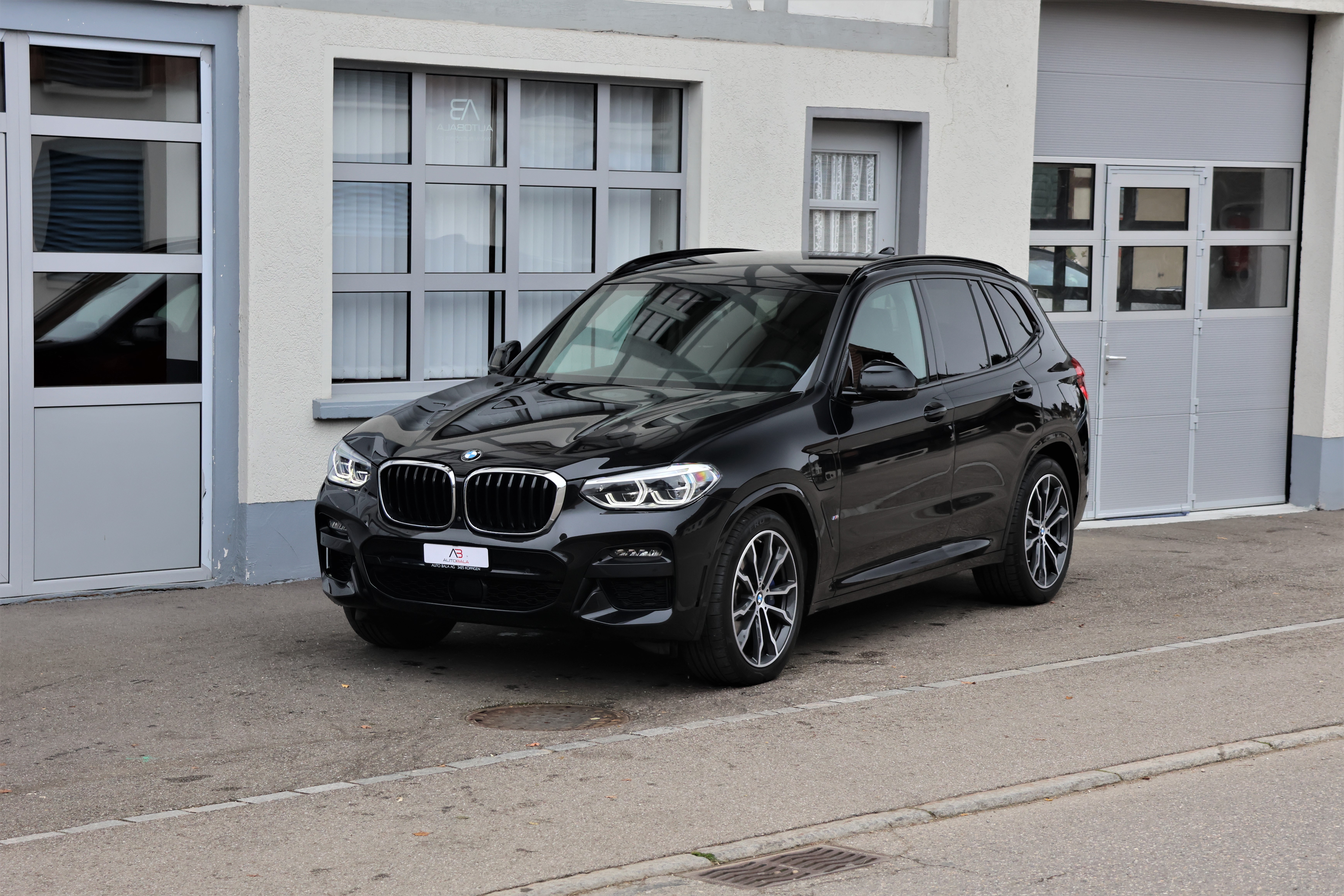 BMW X3 xDrive 30e M Sport + 2.0T AHK (CH)