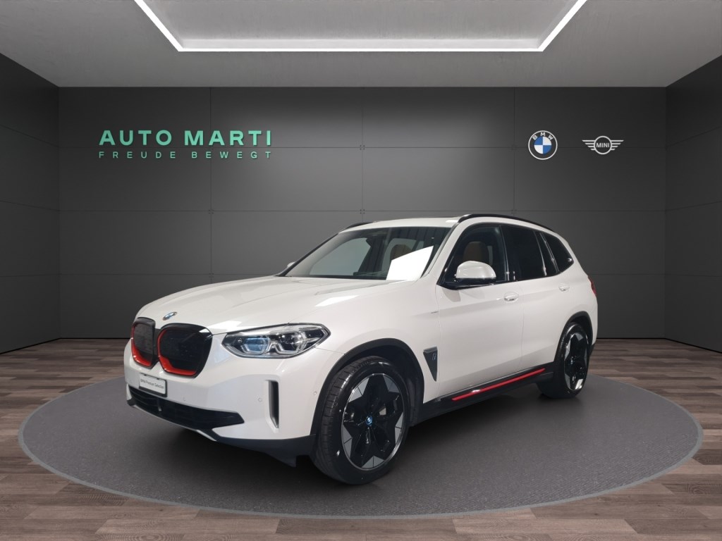 BMW iX3