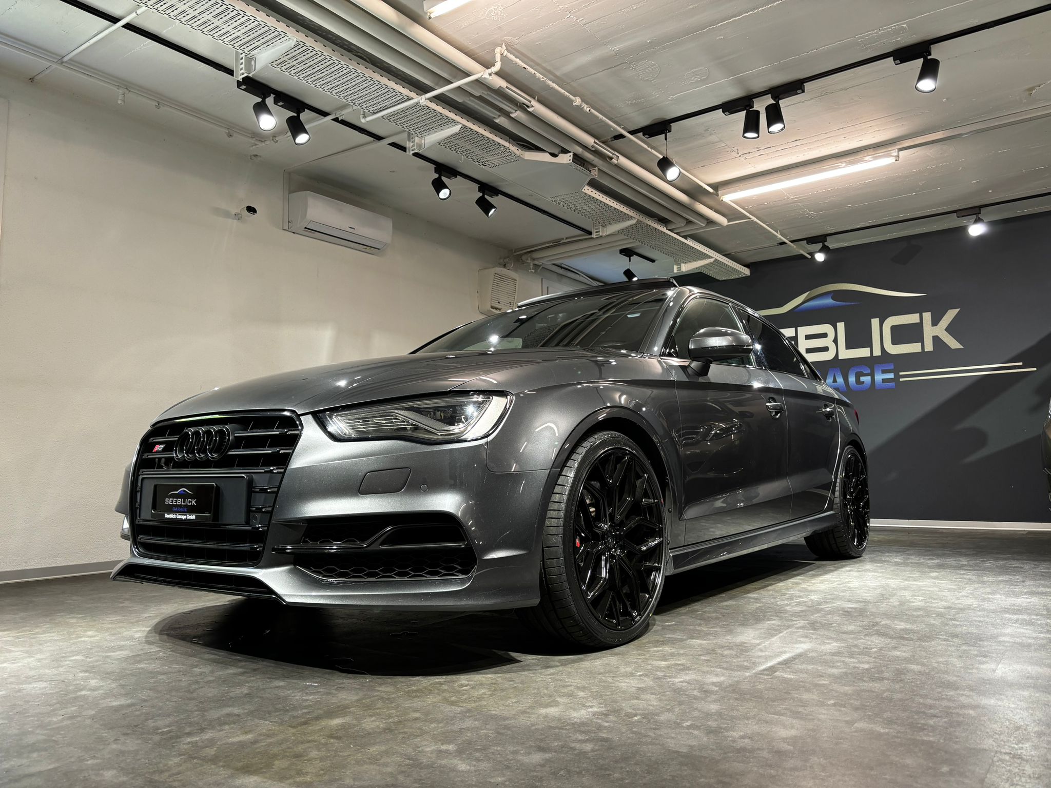 AUDI S3 Sedan 2.0 TFSI quattro S-tronic