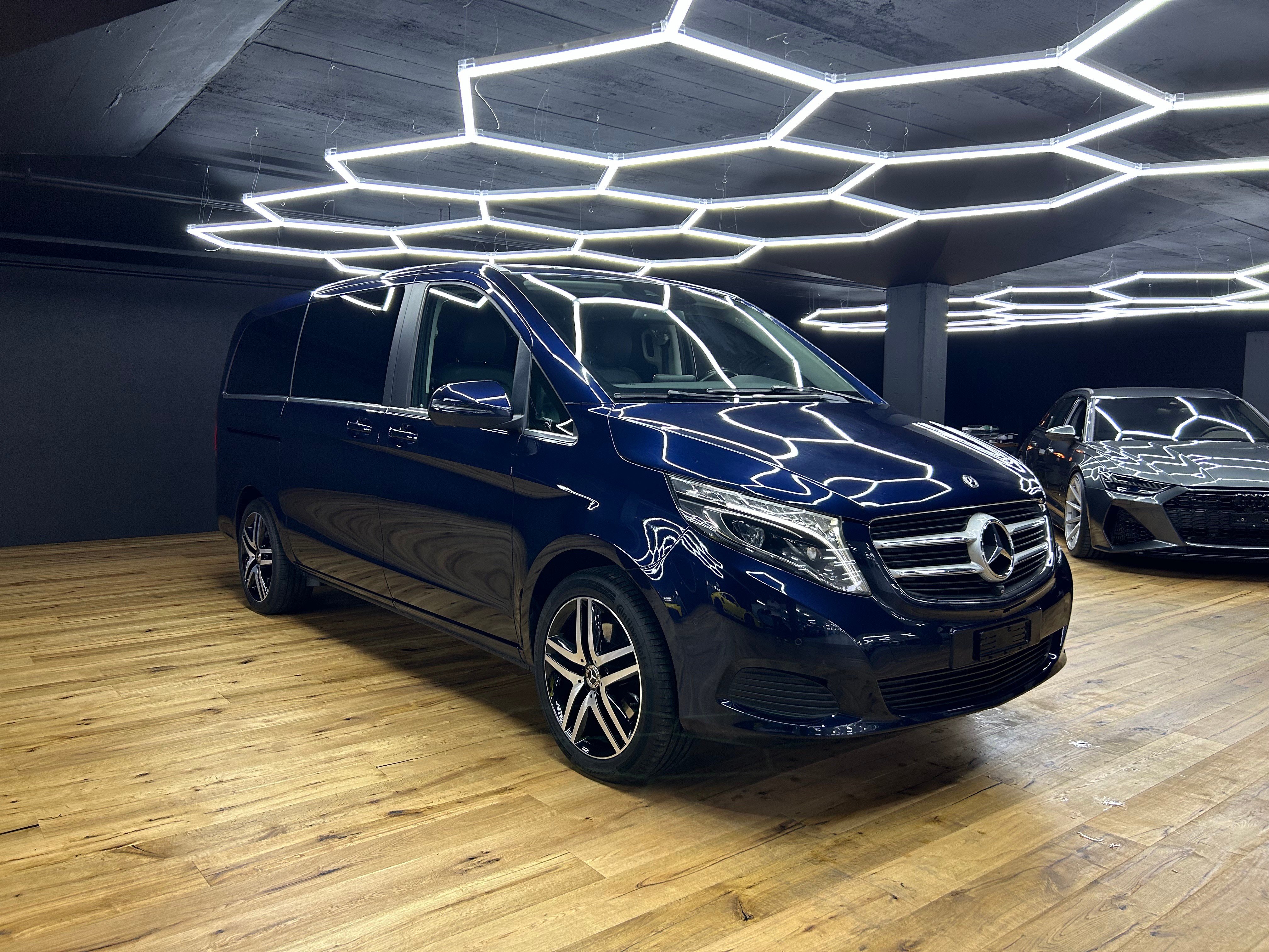 MERCEDES-BENZ V 250 d Avantgarde lang 4Matic 7G-Tronic