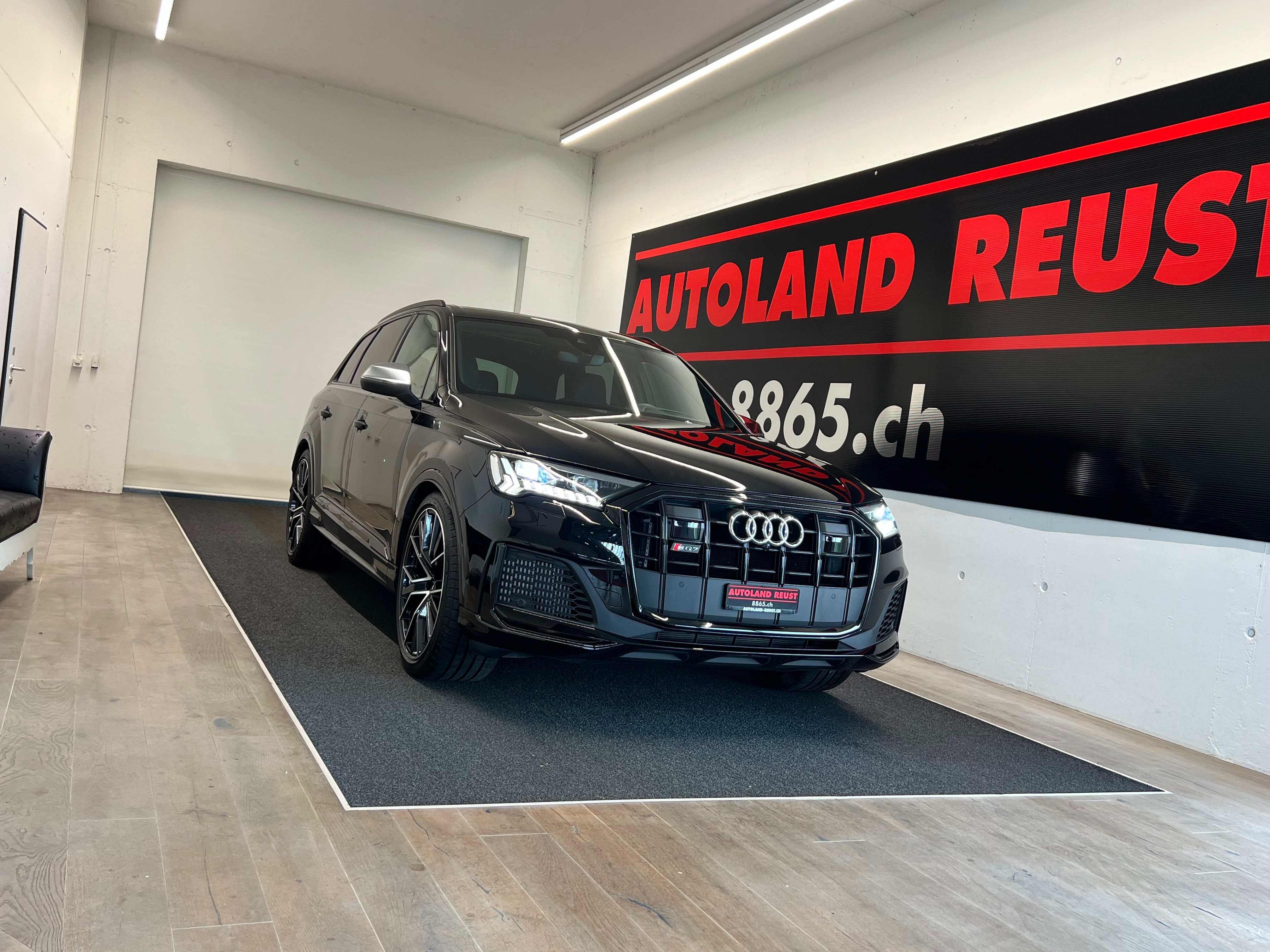 AUDI SQ7 TFSI quattro tiptronic