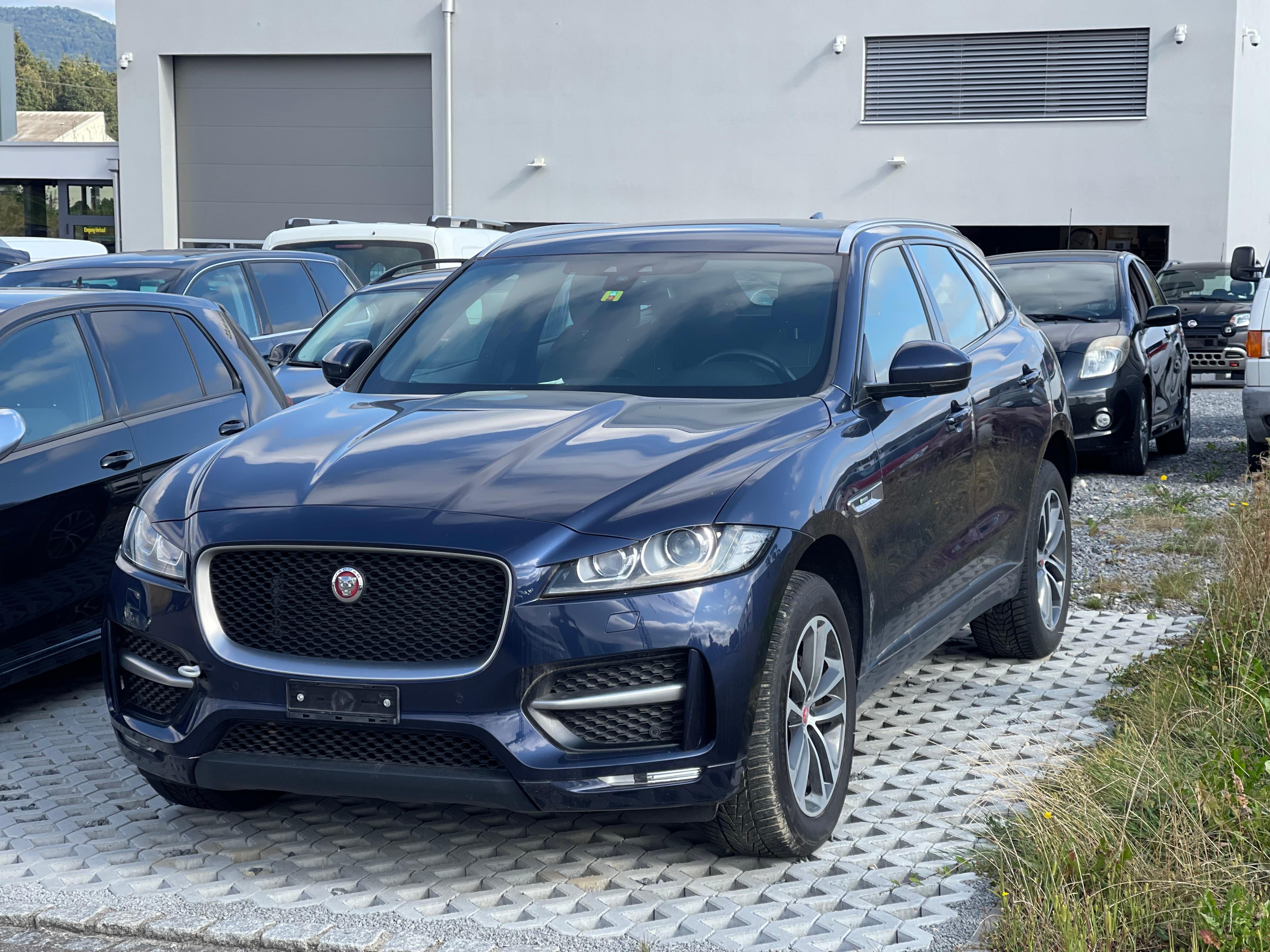 JAGUAR F-Pace 2.0d R-Sport AWD Automatik