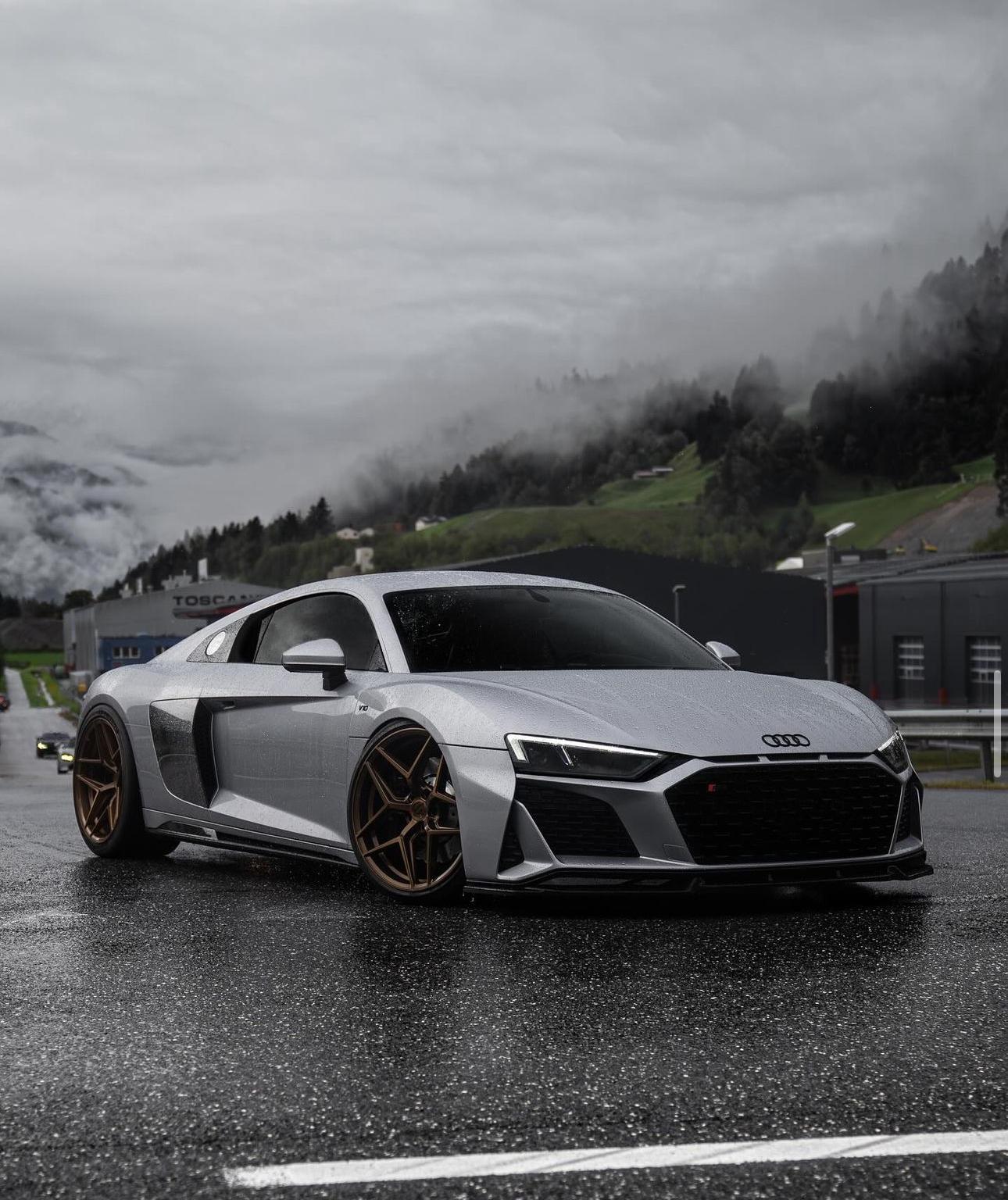 AUDI R8 Coupé RWD S-Tronic