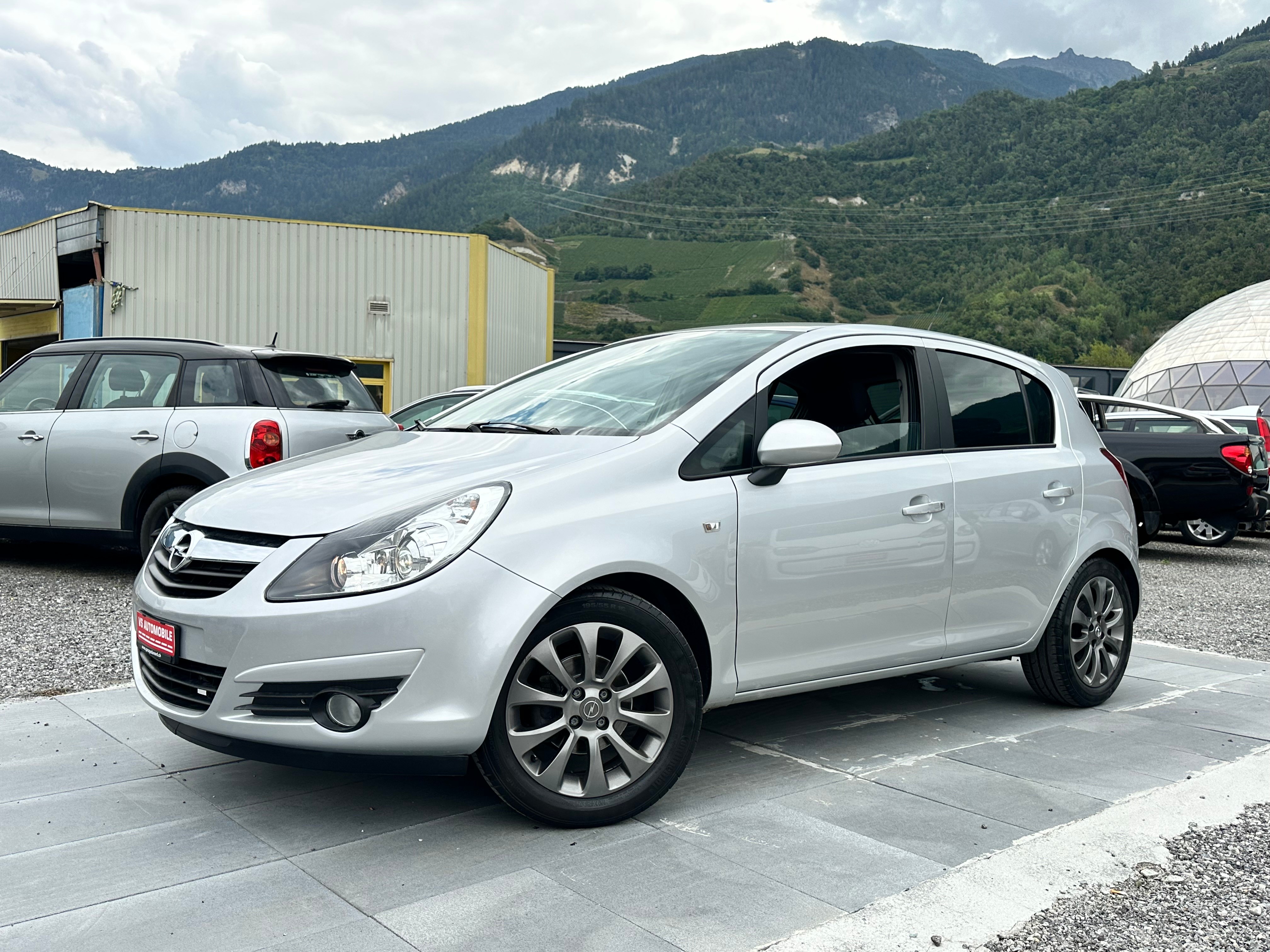 OPEL Corsa 1.4 TP Anniversary Automatic