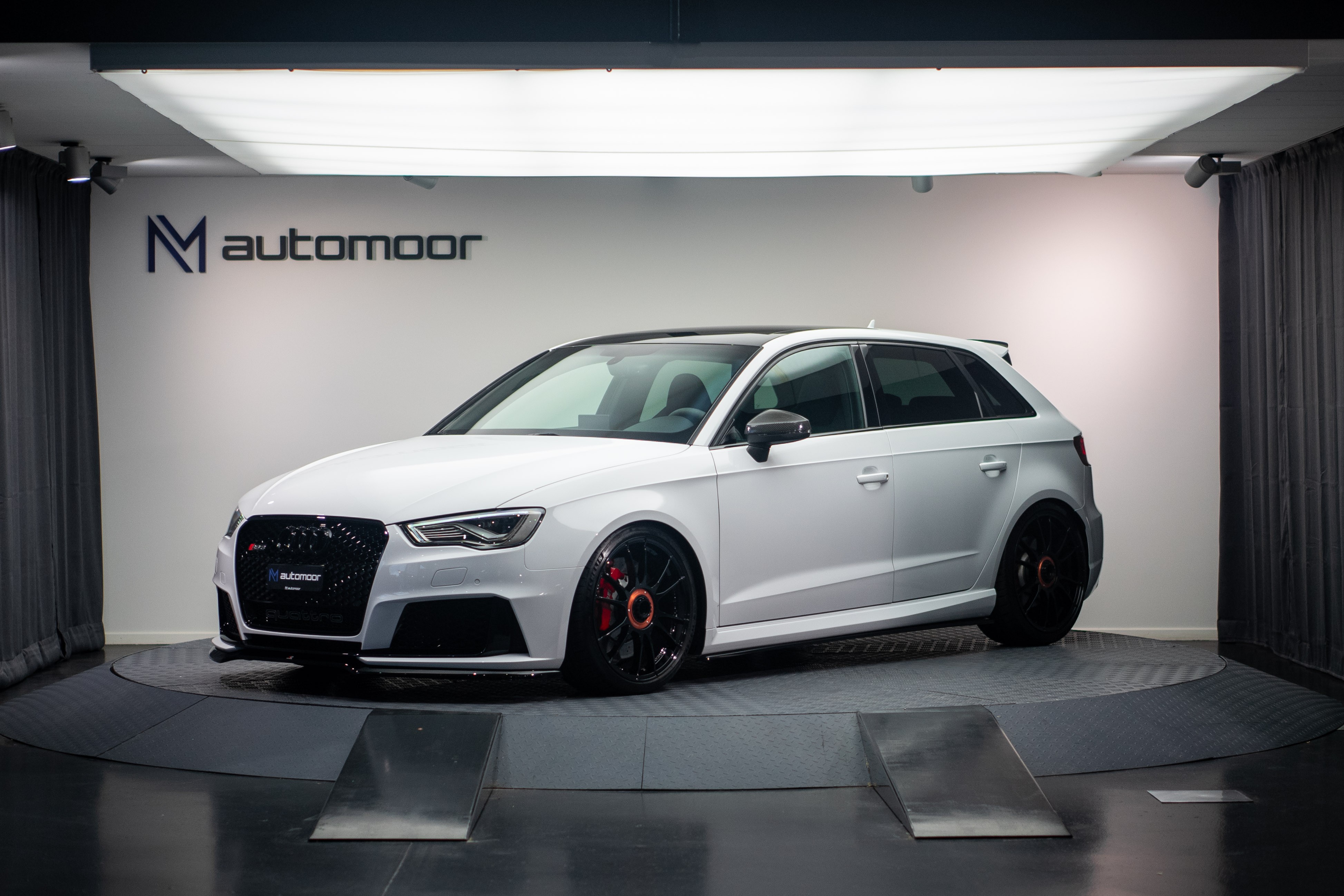 AUDI RS3 2.5 TSI quattro S-tronic *ohne OPF* *CH-Fahrzeug* *OZ Ultraleggera*