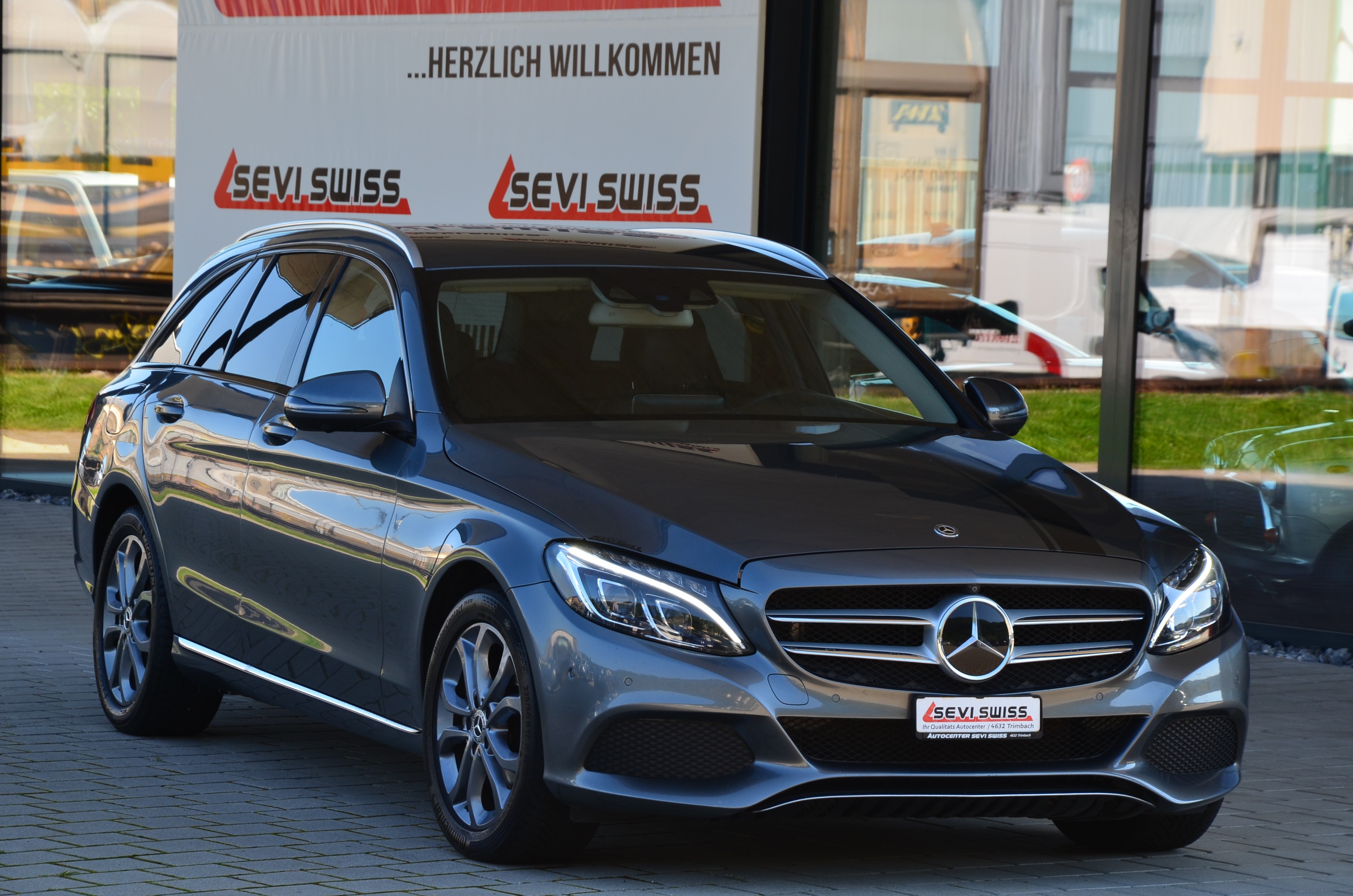 MERCEDES-BENZ C 250 BlueTEC Avantgarde 4Matic 7G-Tronic