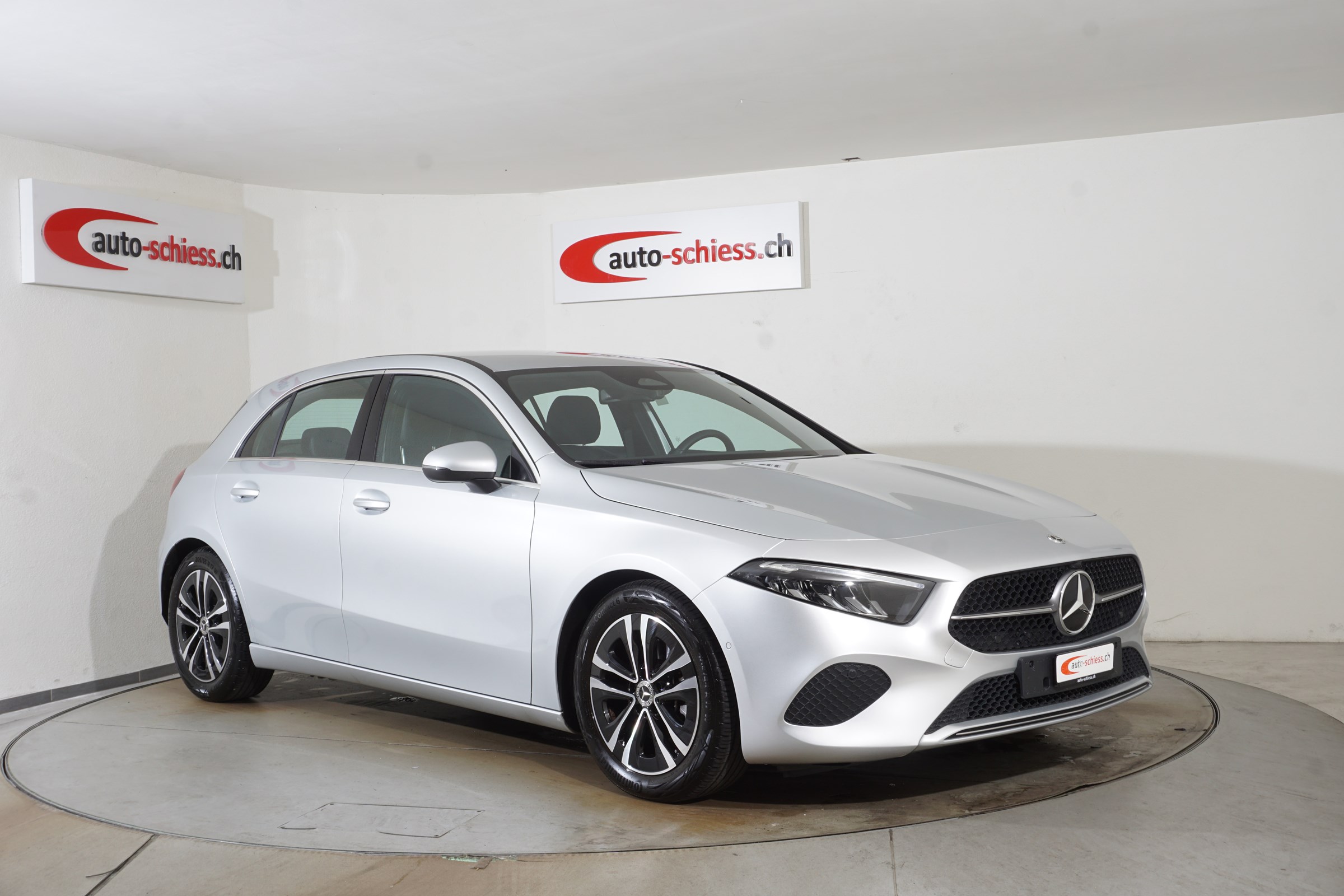 MERCEDES-BENZ A 200 Progressive 7G-DCT